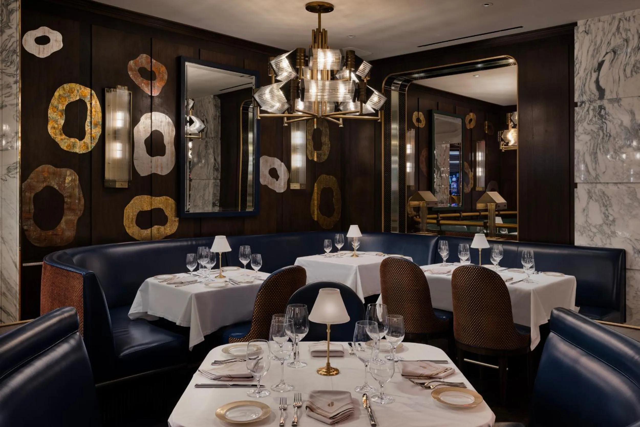 Restaurant/places to eat in Fontainebleau Las Vegas