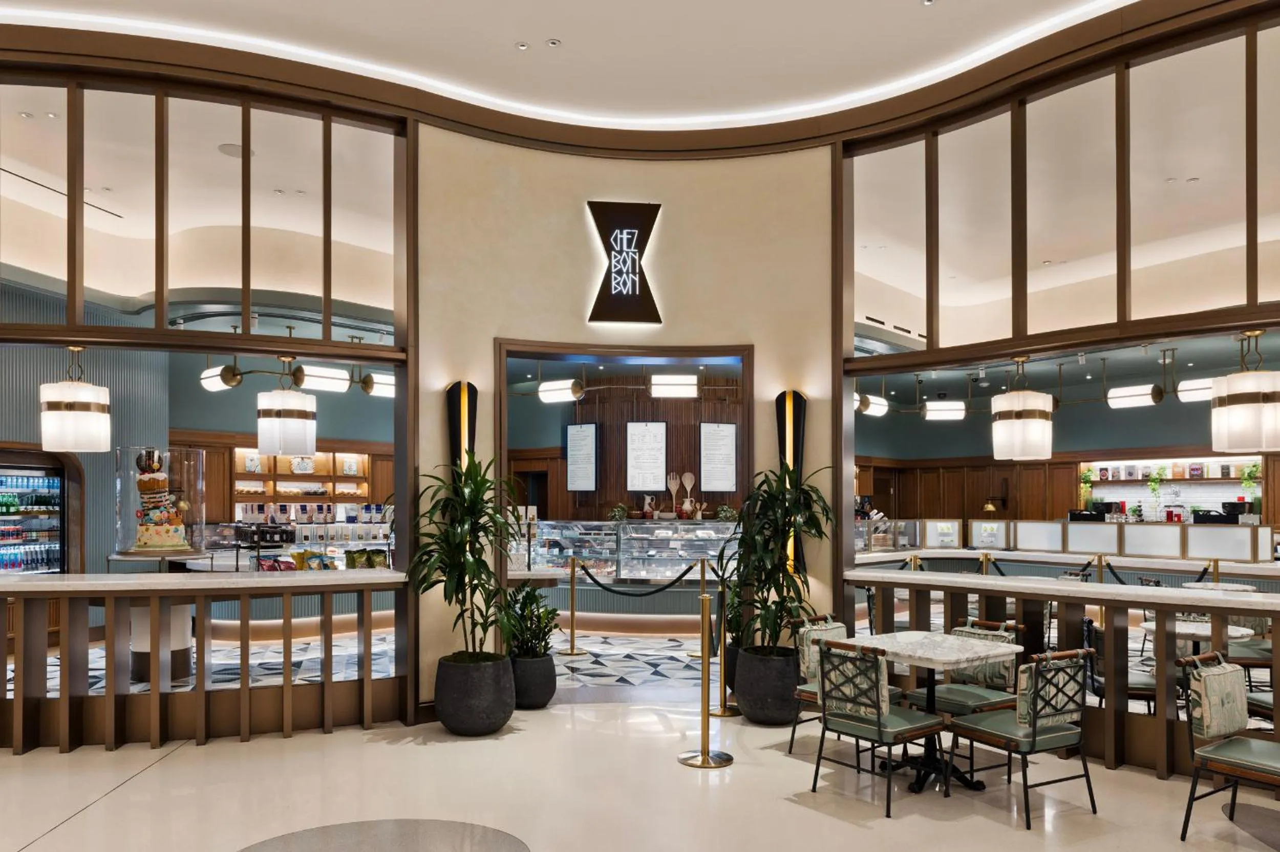 Restaurant/places to eat in Fontainebleau Las Vegas