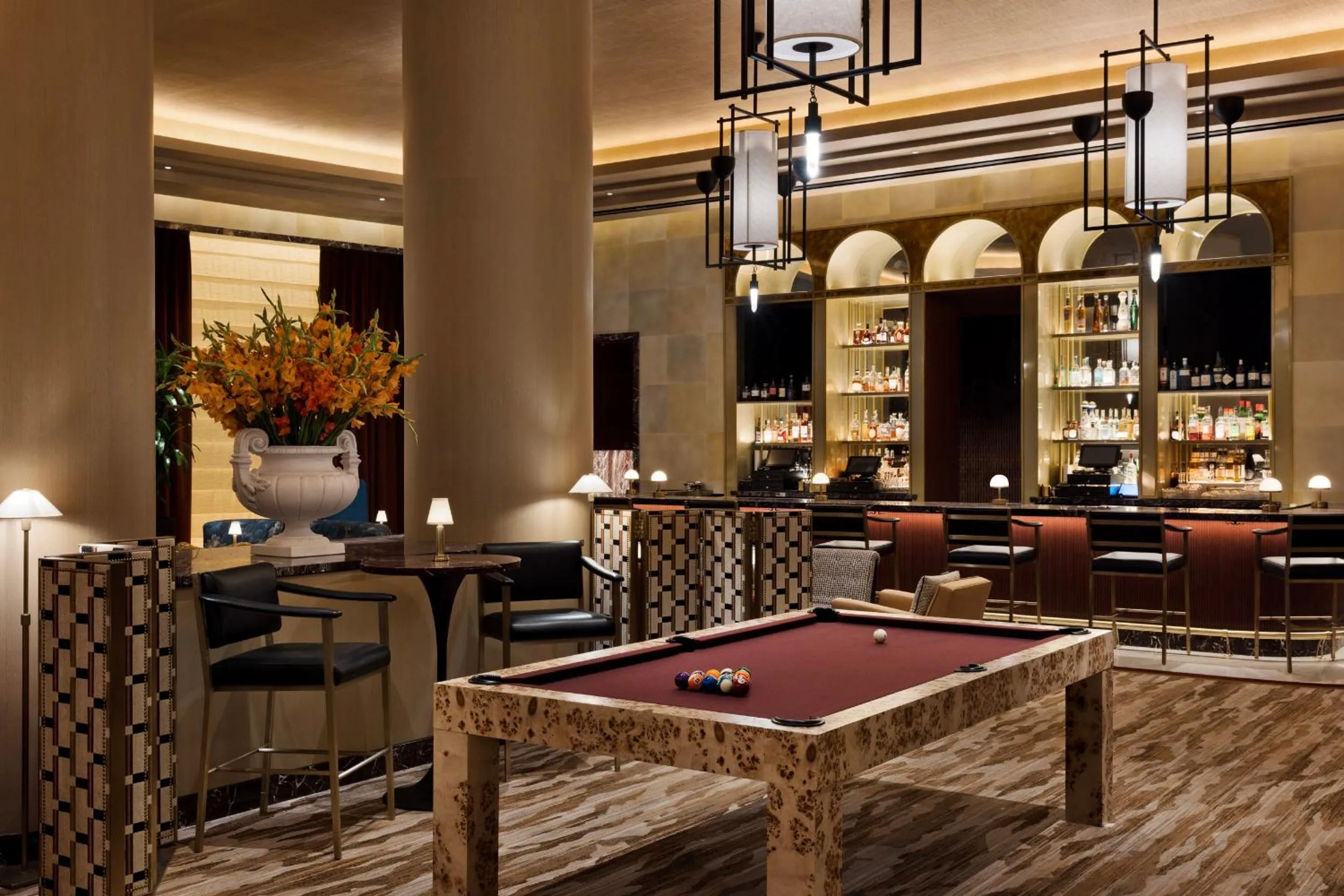 Lounge or bar in Fontainebleau Las Vegas