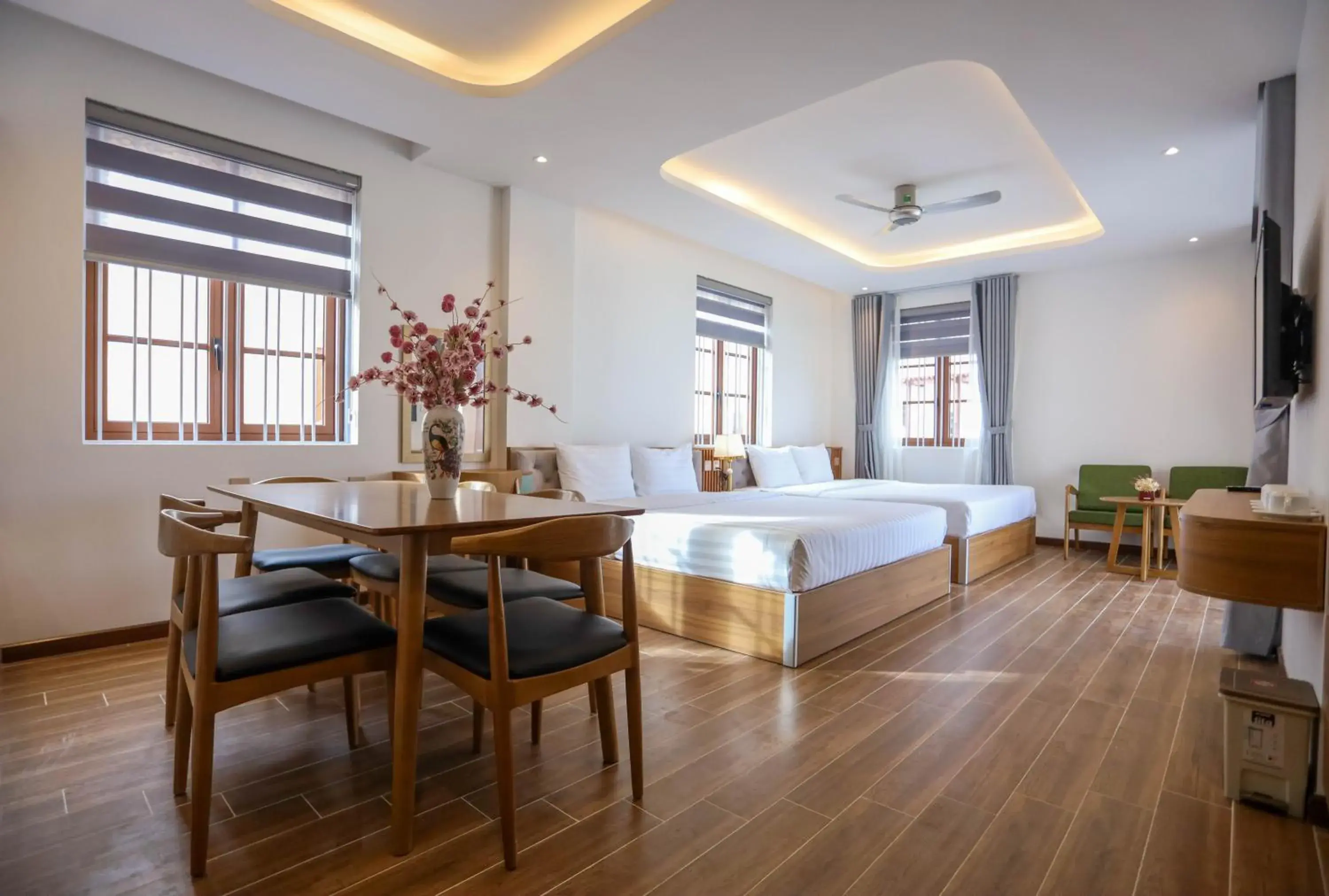 Deluxe Family Room with Balcony and City View in Mimosa Hotel Phú Quốc Deluxe Family Room with Balcony and City View in Mimosa Hotel Phú Quốc