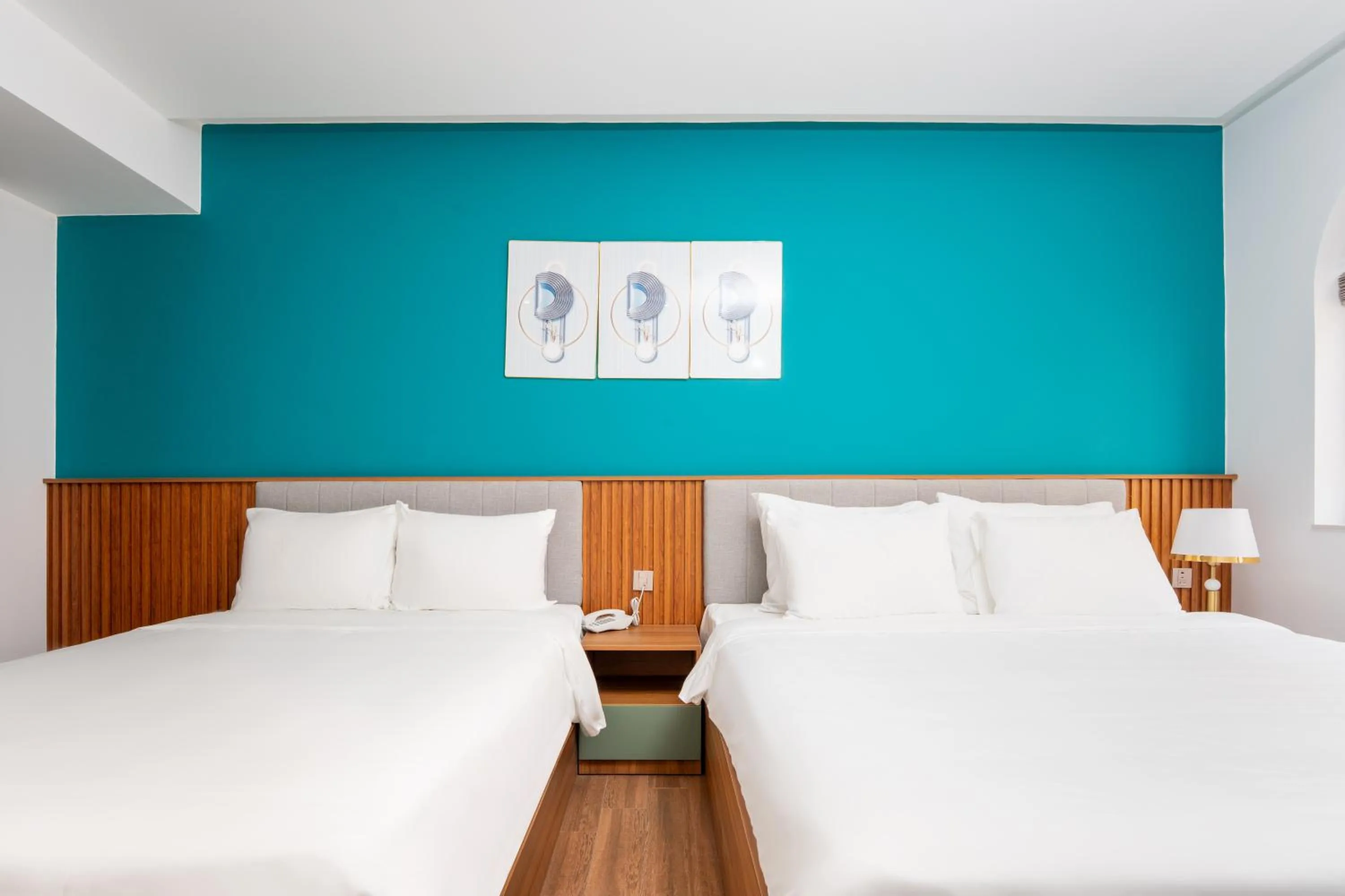 Bed in Mimosa Hotel Phú Quốc