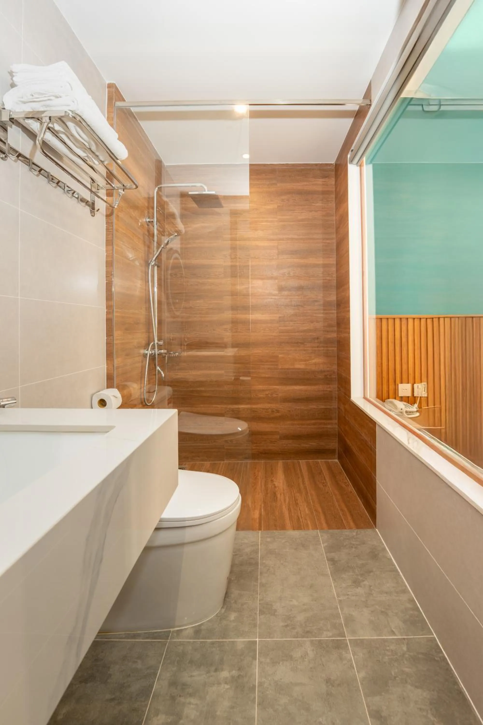 Shower in Mimosa Hotel Phú Quốc