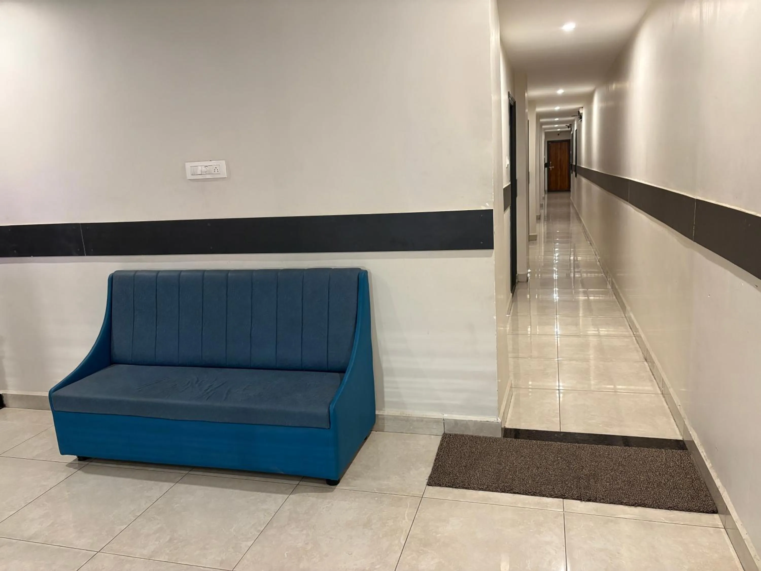 Seating area in Hotel Park Varaahi