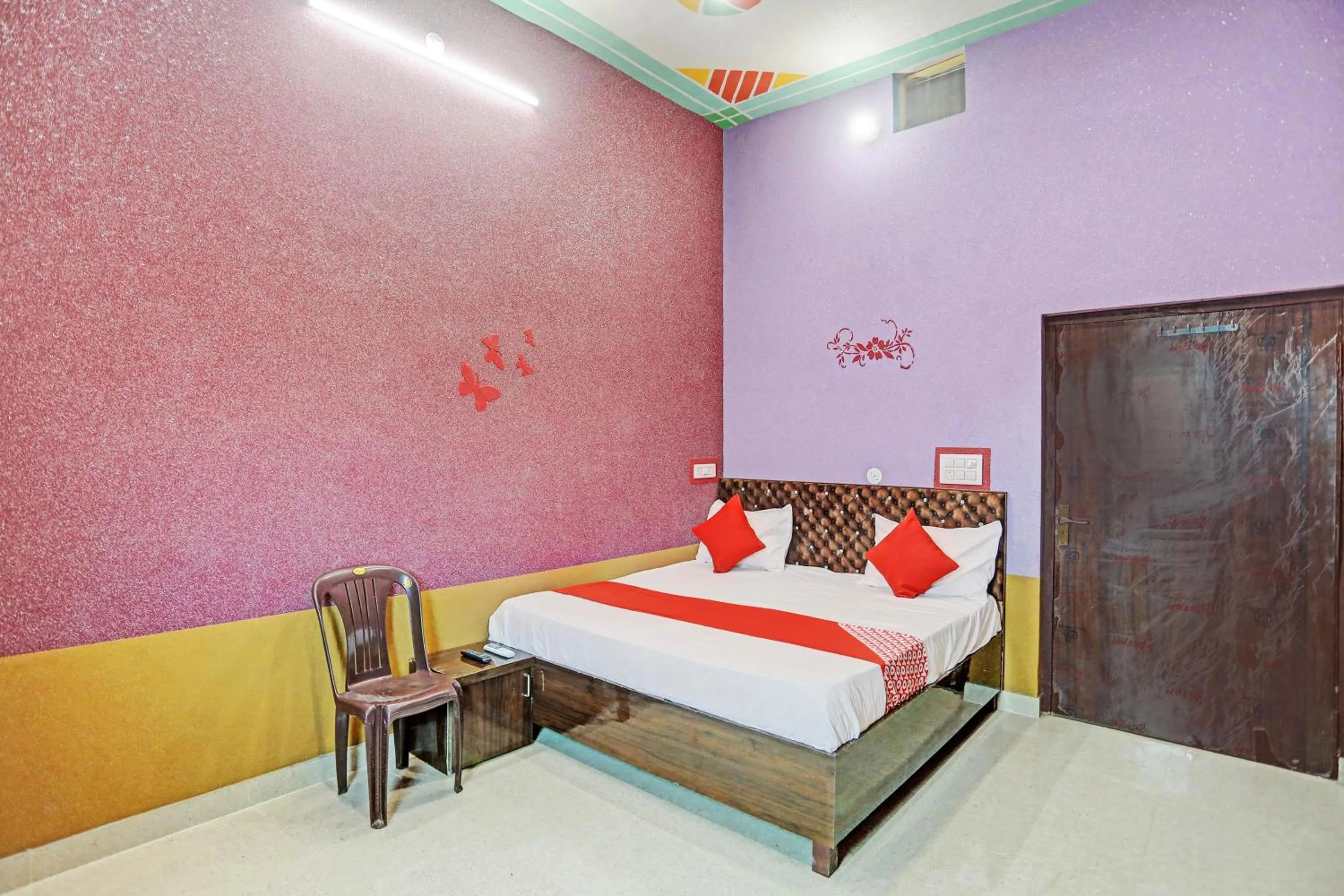 Bedroom in Hotel O Dwarka