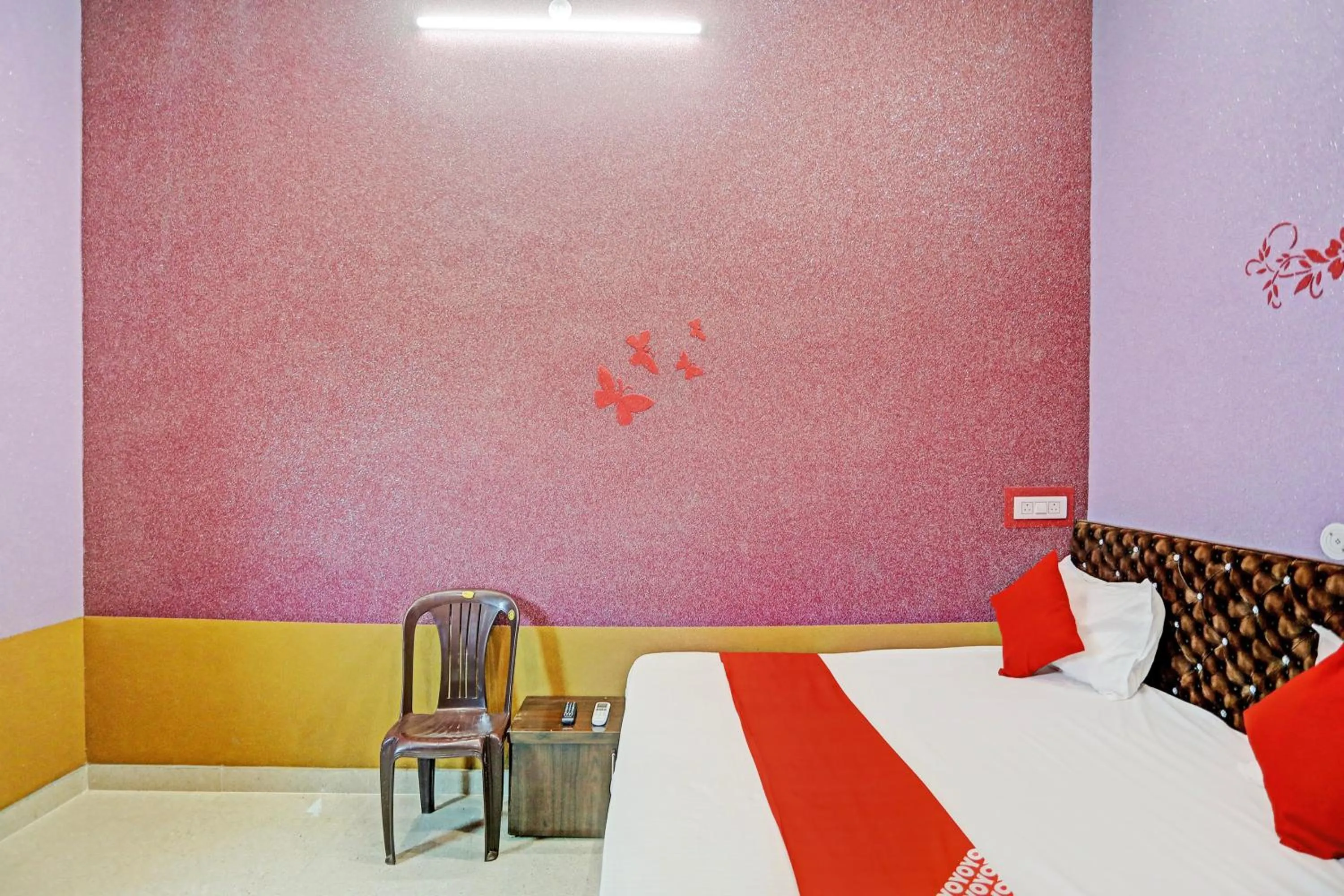 Bedroom in Hotel O Dwarka