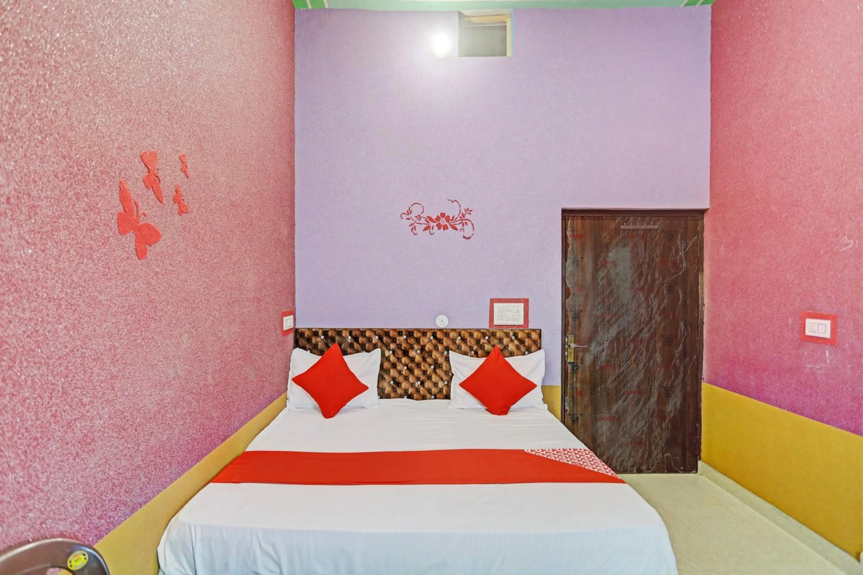 Bedroom in Hotel O Dwarka