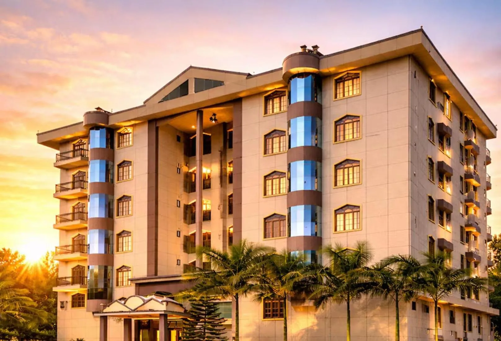 Property building in Hotel Rising Sun