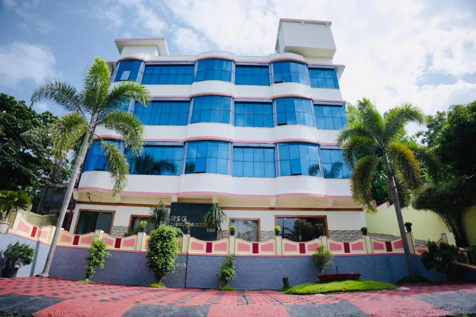 Property building in Padmatheertham Inn