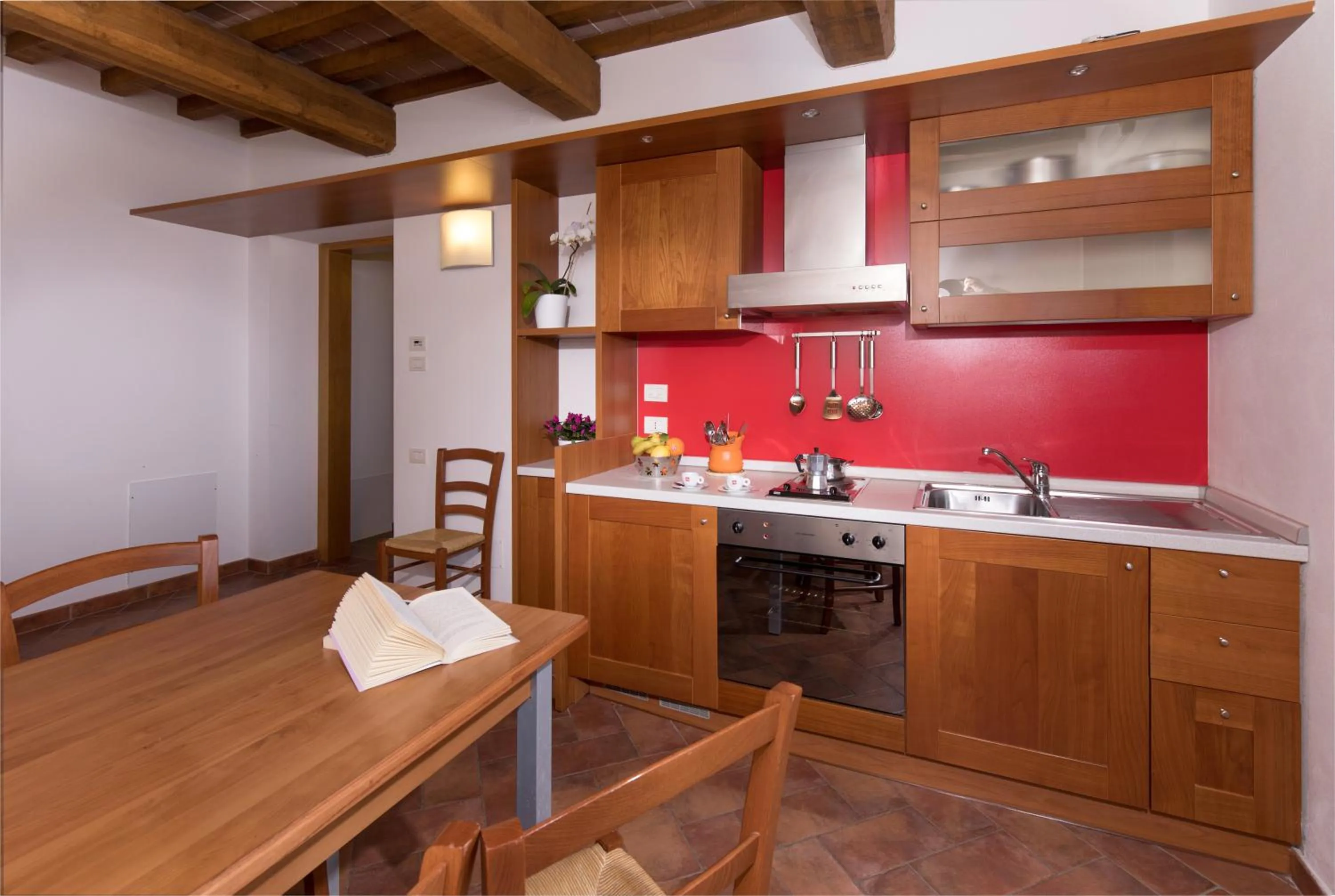 Kitchen or kitchenette in Tenuta Borgo San Michele