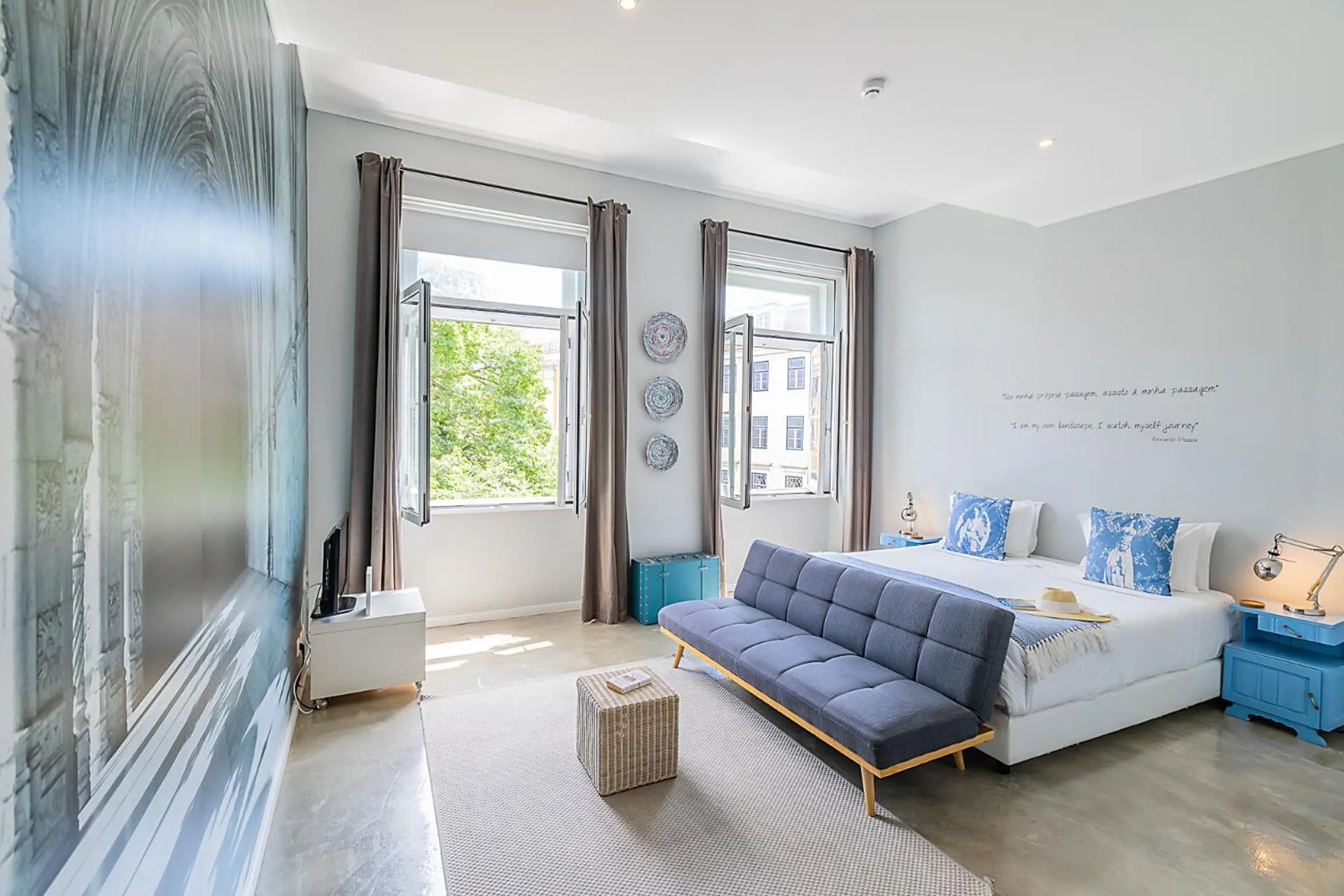 Bed in Emporium Lisbon Suites