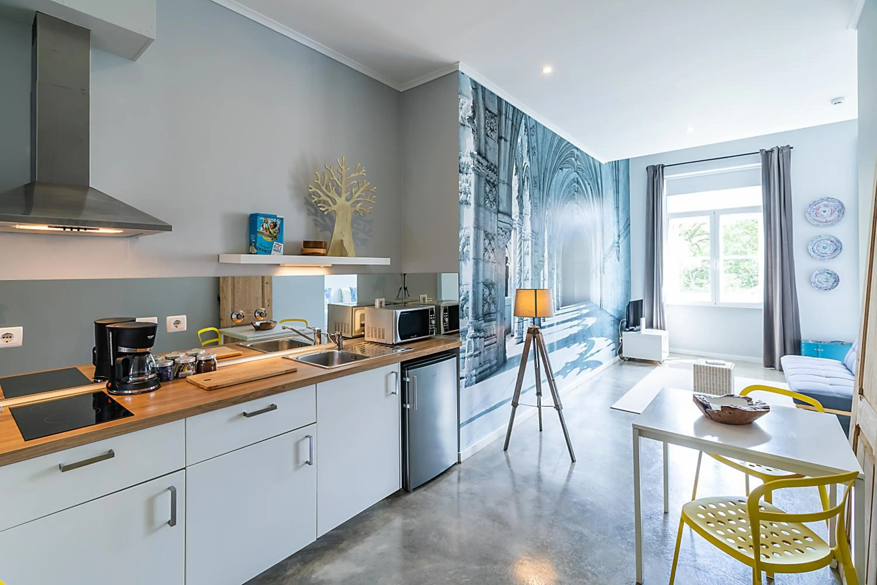 Kitchen or kitchenette in Emporium Lisbon Suites