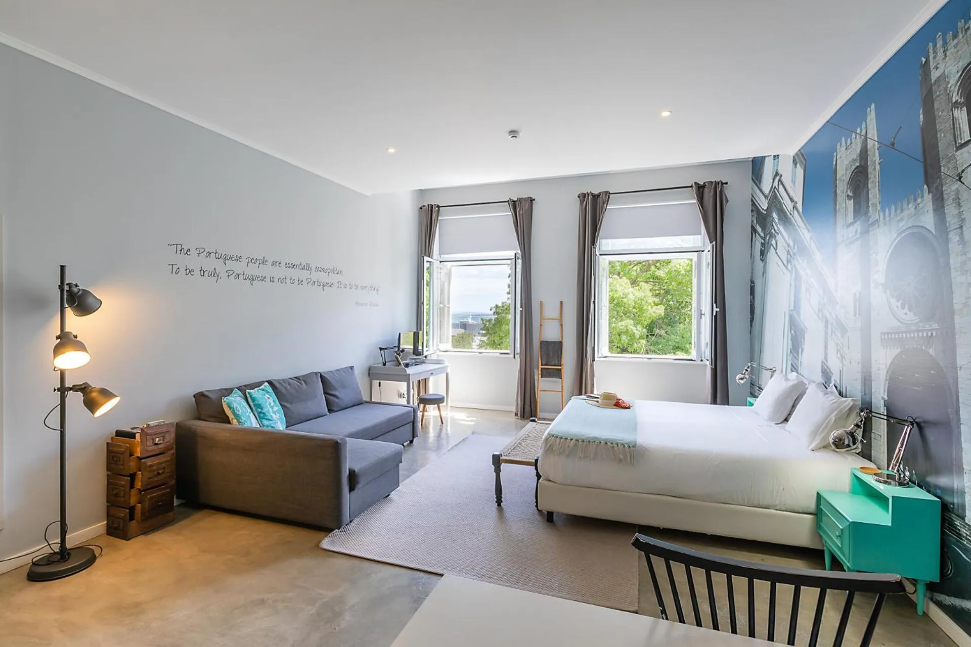 Bed in Emporium Lisbon Suites