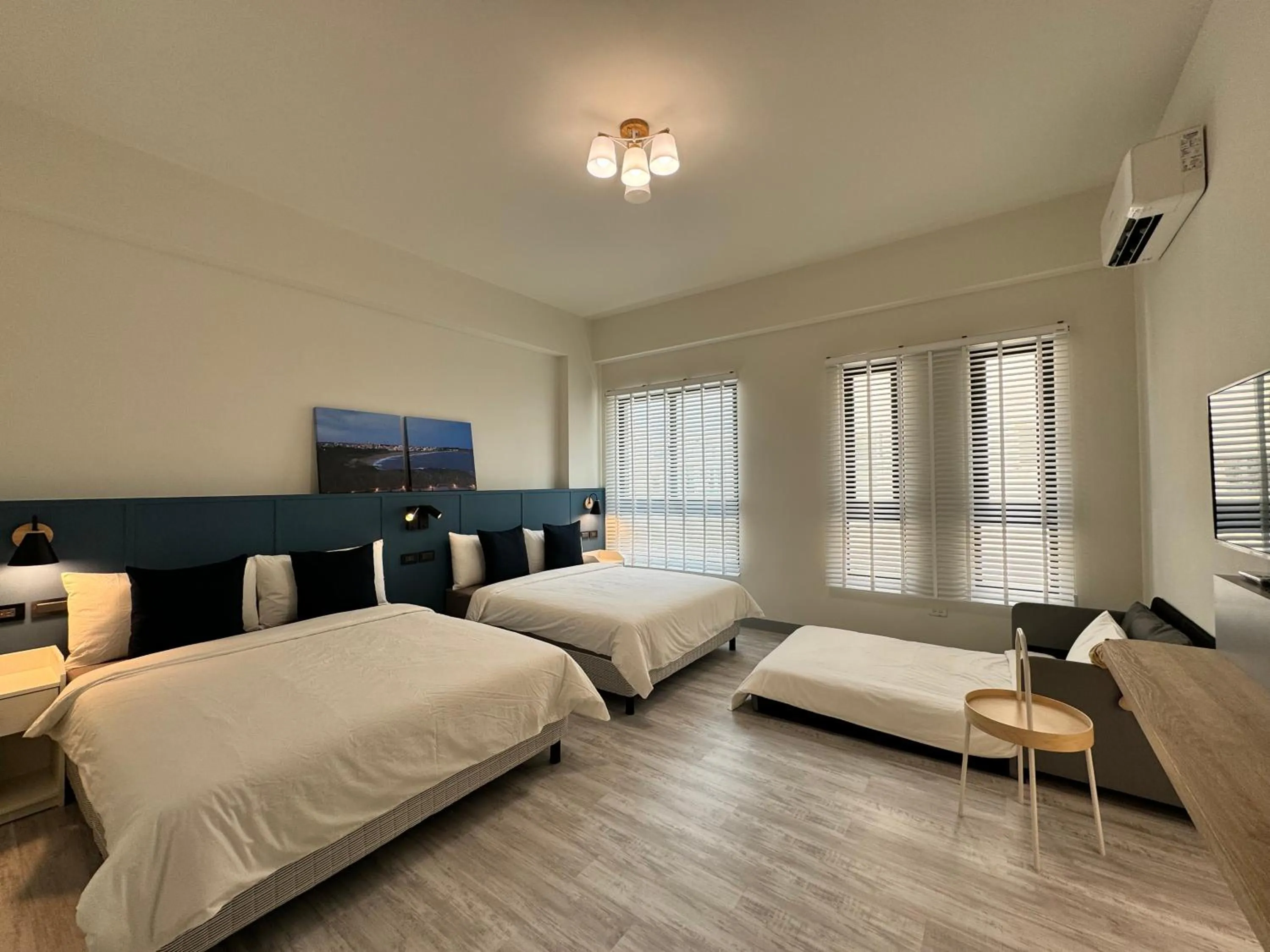 Bedroom, Bed in WinXin House