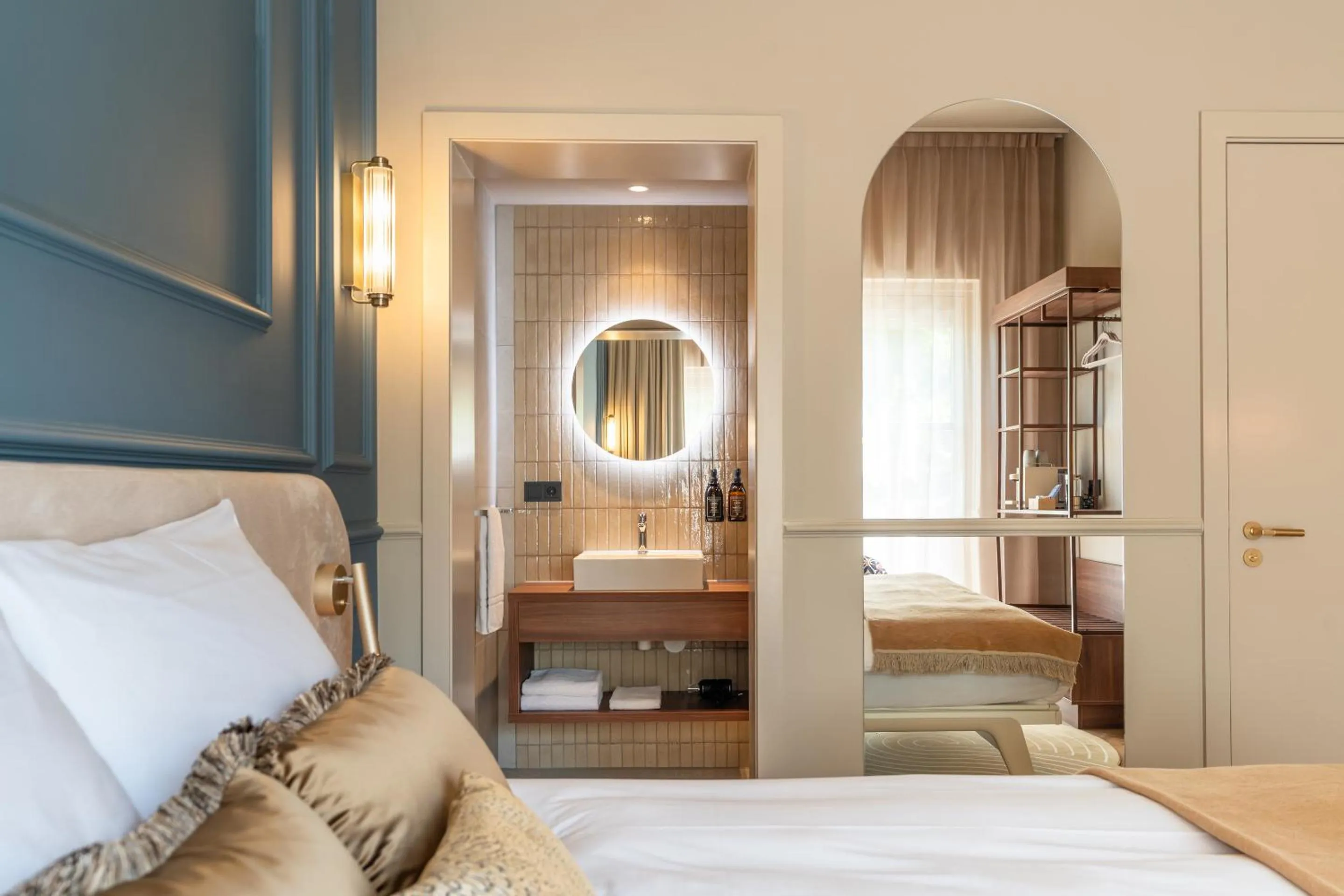 Toilet, Bed in Boutique Hotel Malie House