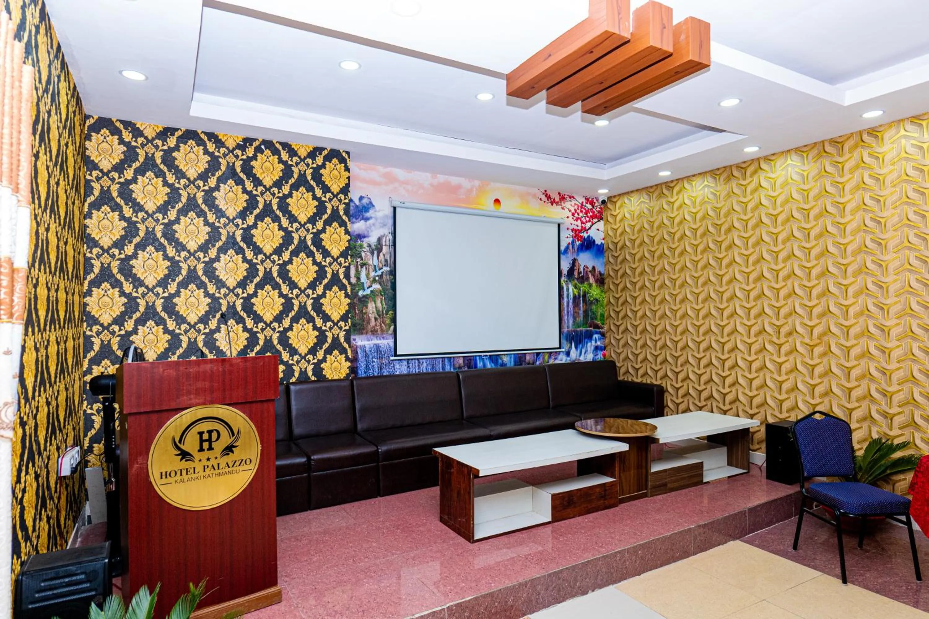 TV and multimedia in Hotel Palazzo