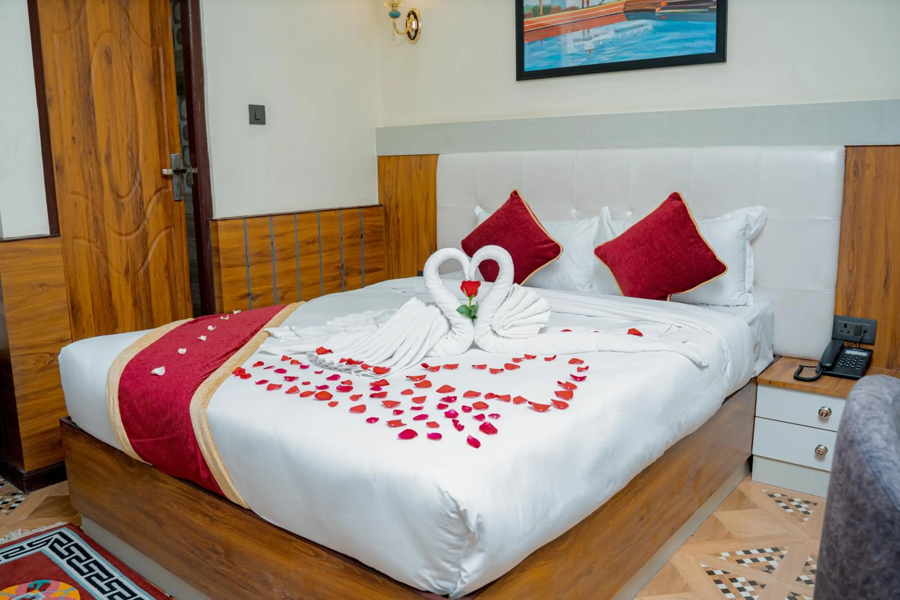 Restaurant/places to eat, Bed in Hotel Palazzo