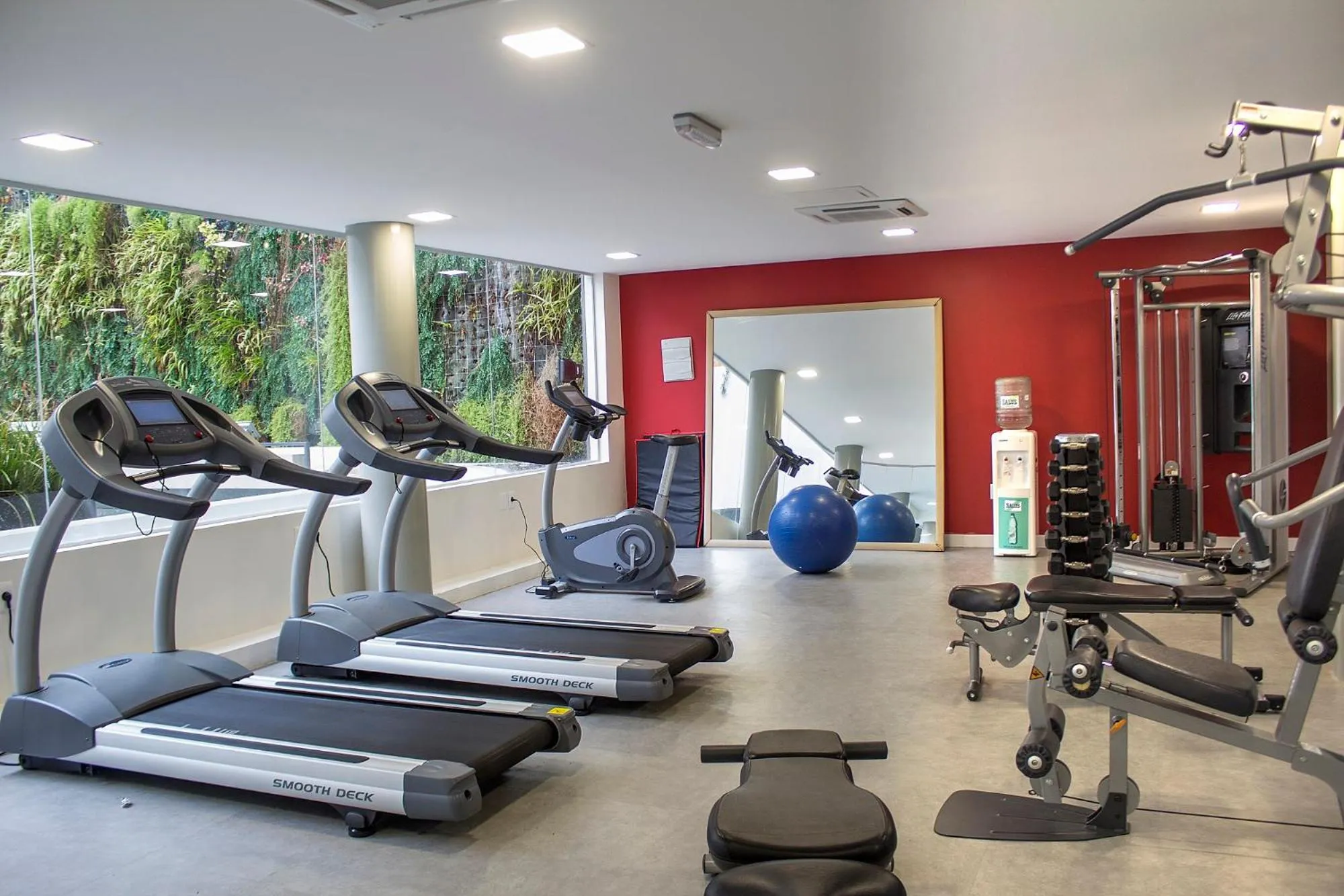 Fitness centre/facilities in Regency Way Montevideo Hotel