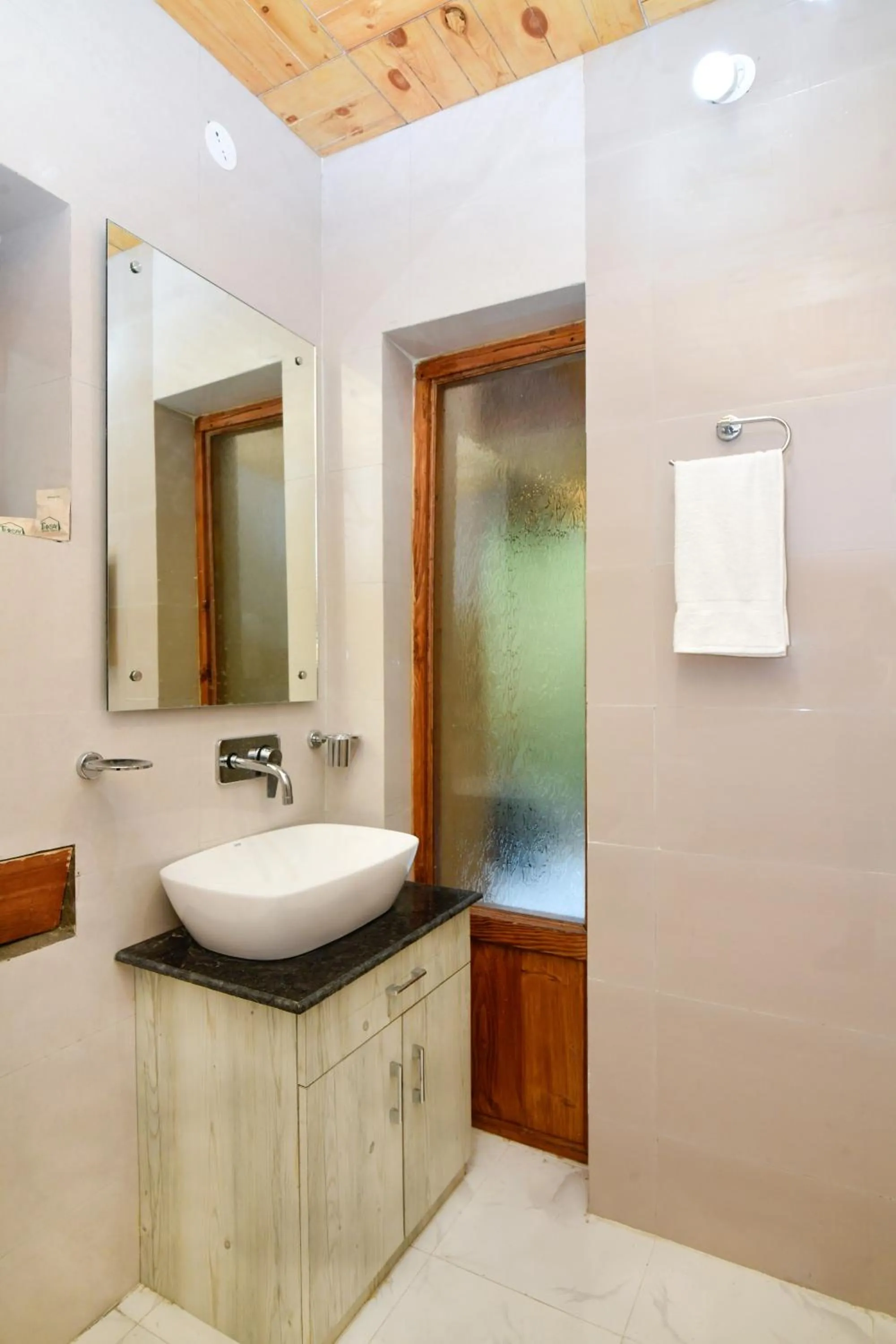 Bathroom in Thiksay Organic Resort and Retreat