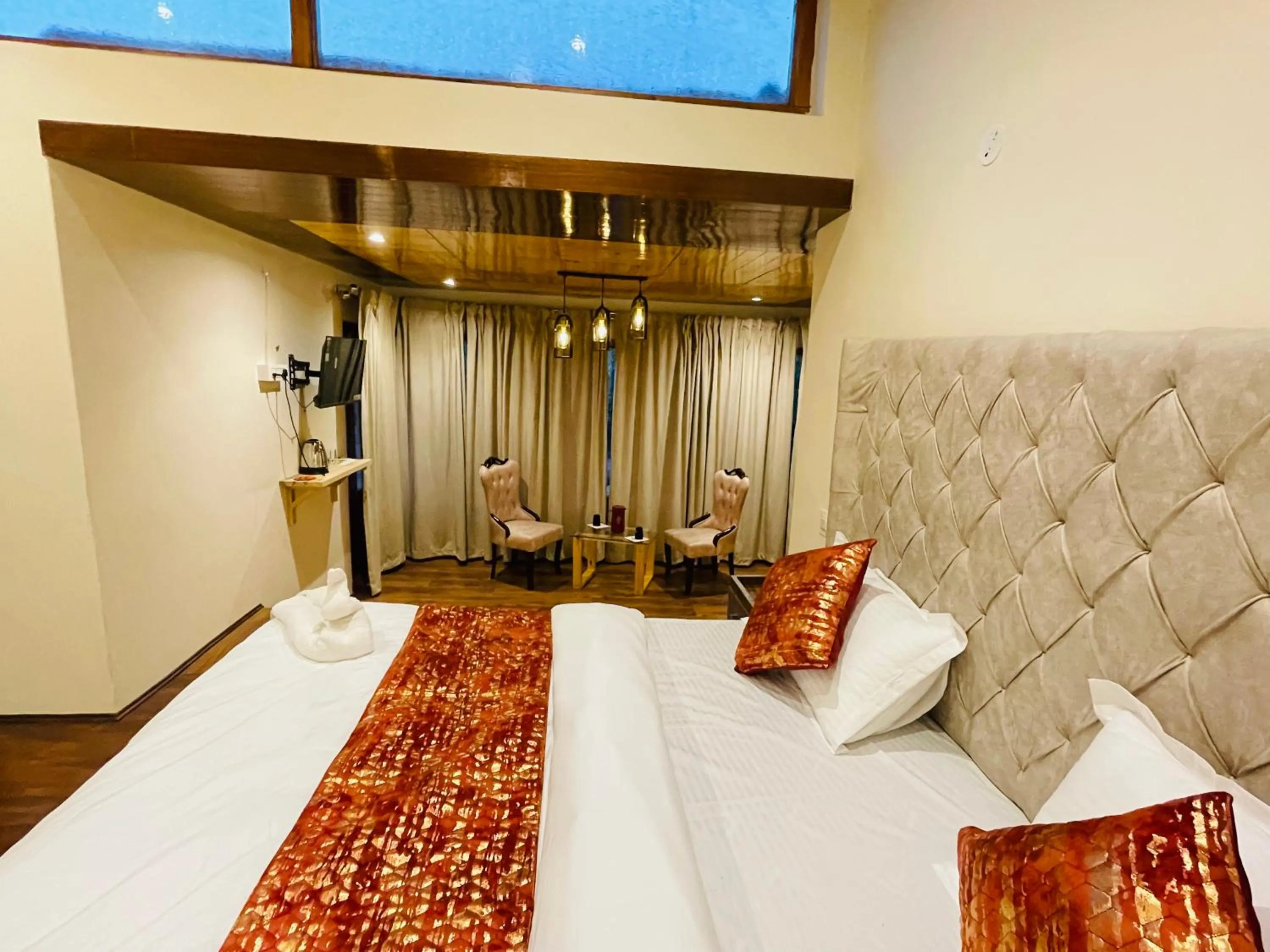 Bedroom, Bed in Thiksay Organic Resort and Retreat