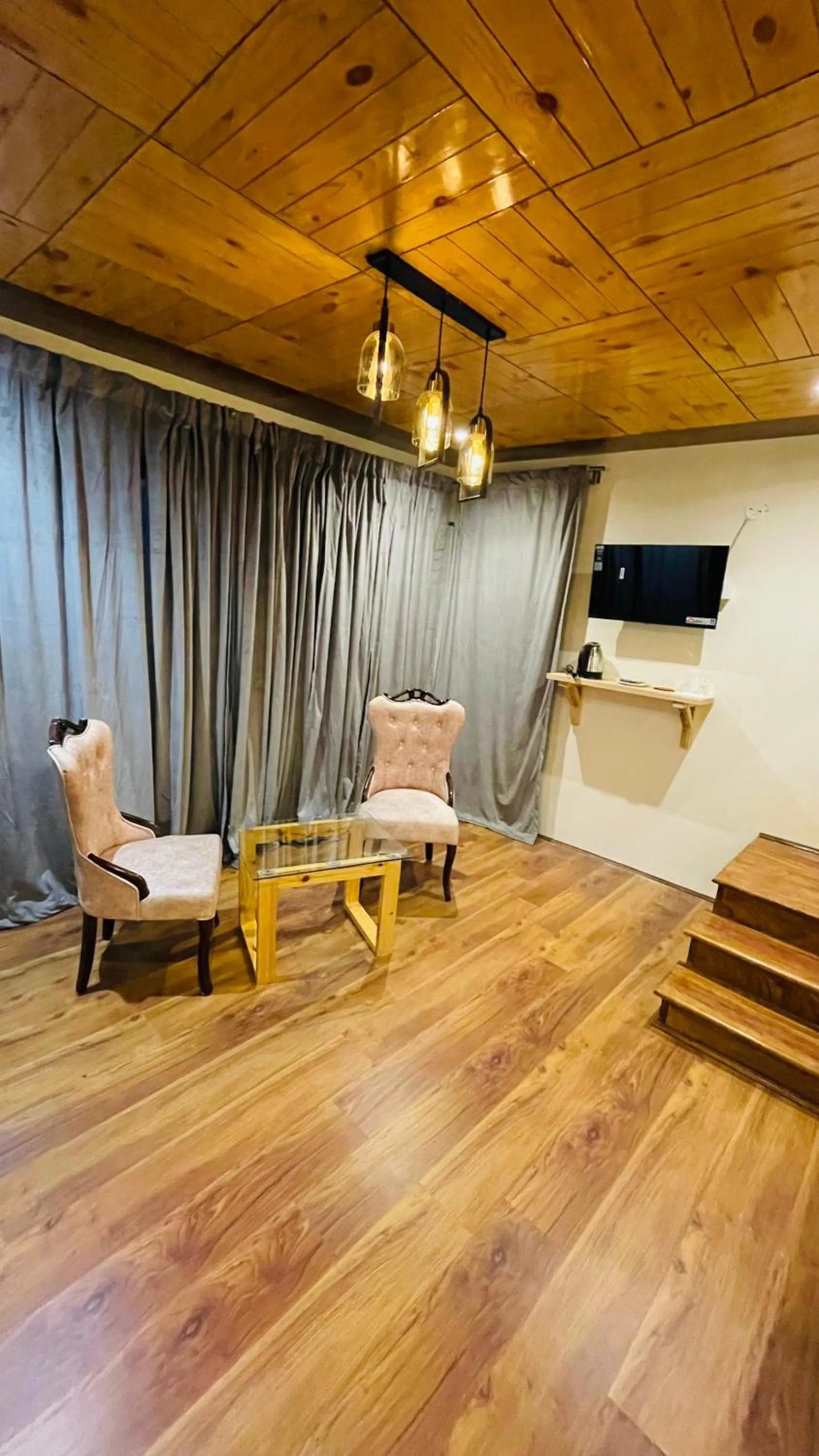 TV and multimedia in Thiksay Organic Resort and Retreat