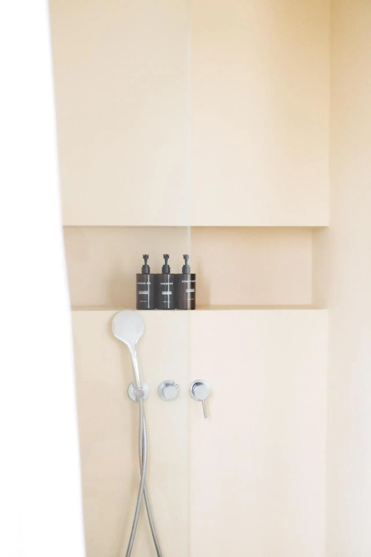 Bathroom in Akwa Santa Teresa