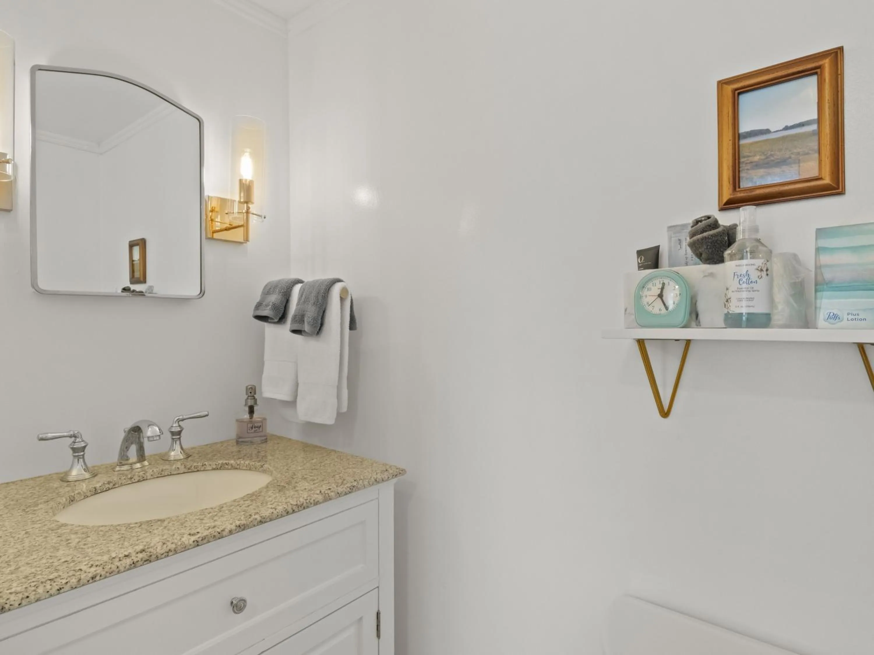 Bathroom in The Seagrove Suites & Guest Rooms