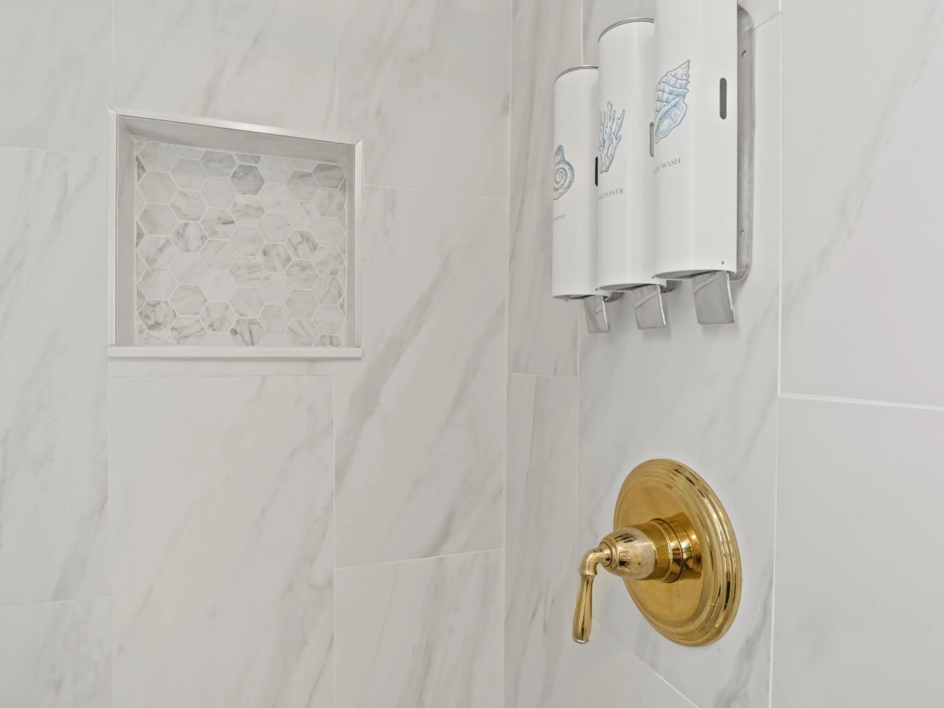 Bathroom in The Seagrove Suites & Guest Rooms