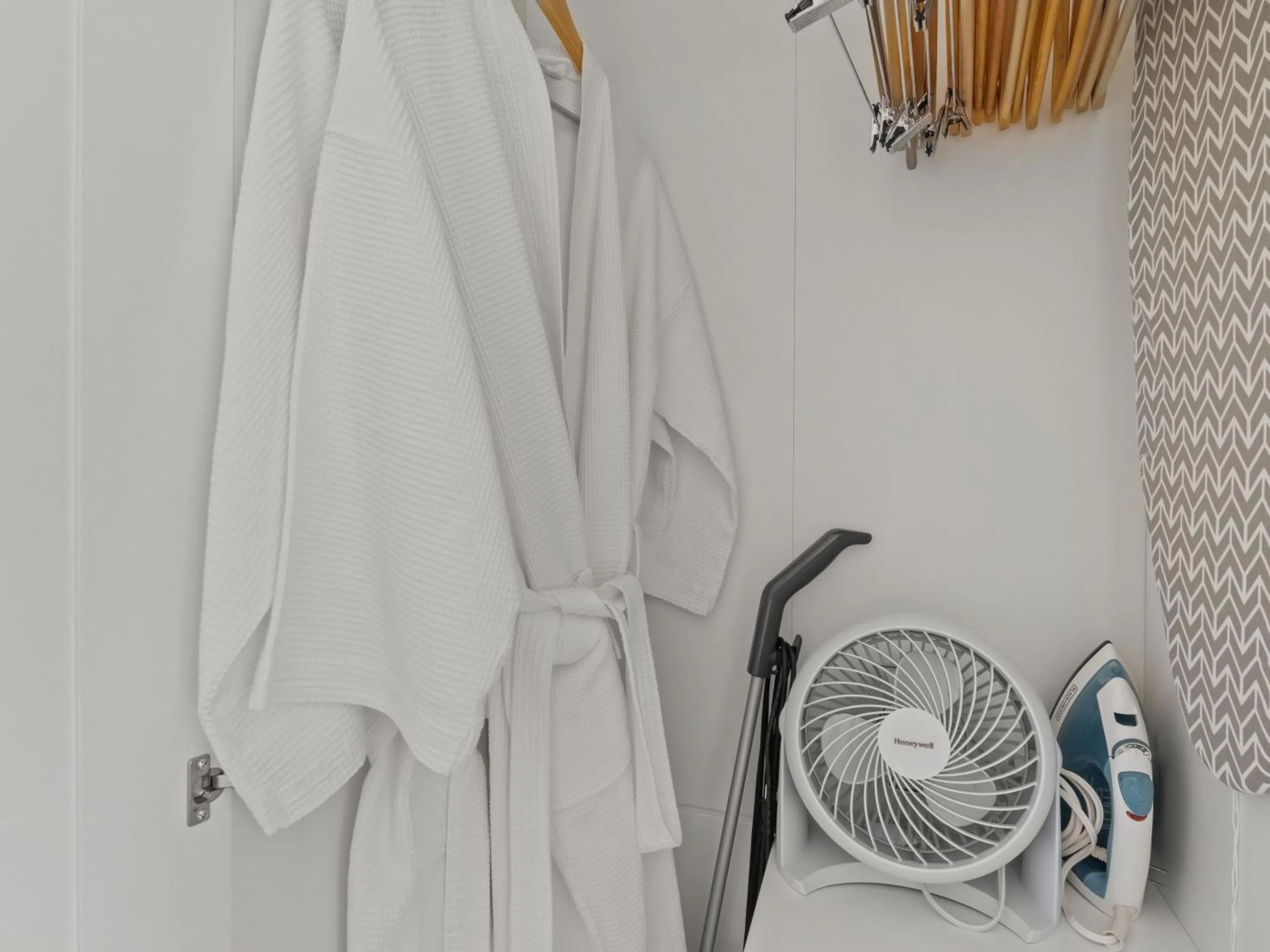 wardrobe in The Seagrove Suites & Guest Rooms