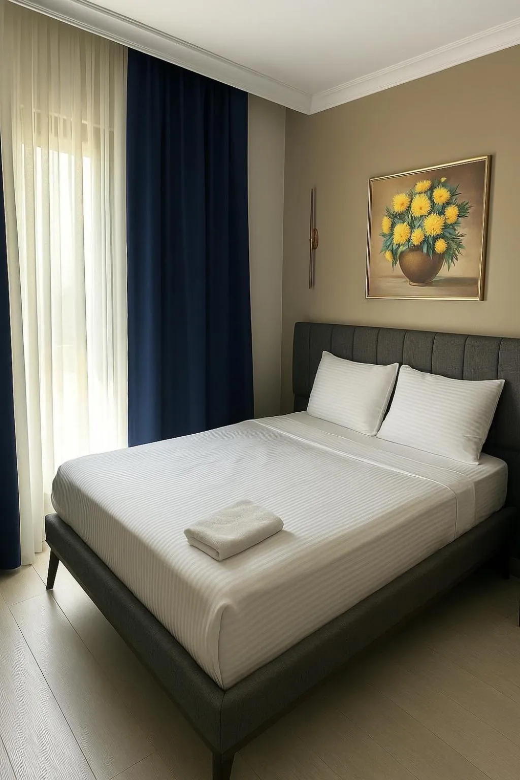 Bedroom, Bed in Park Hotel & Private Transportation İstanbul Airport-By Loft