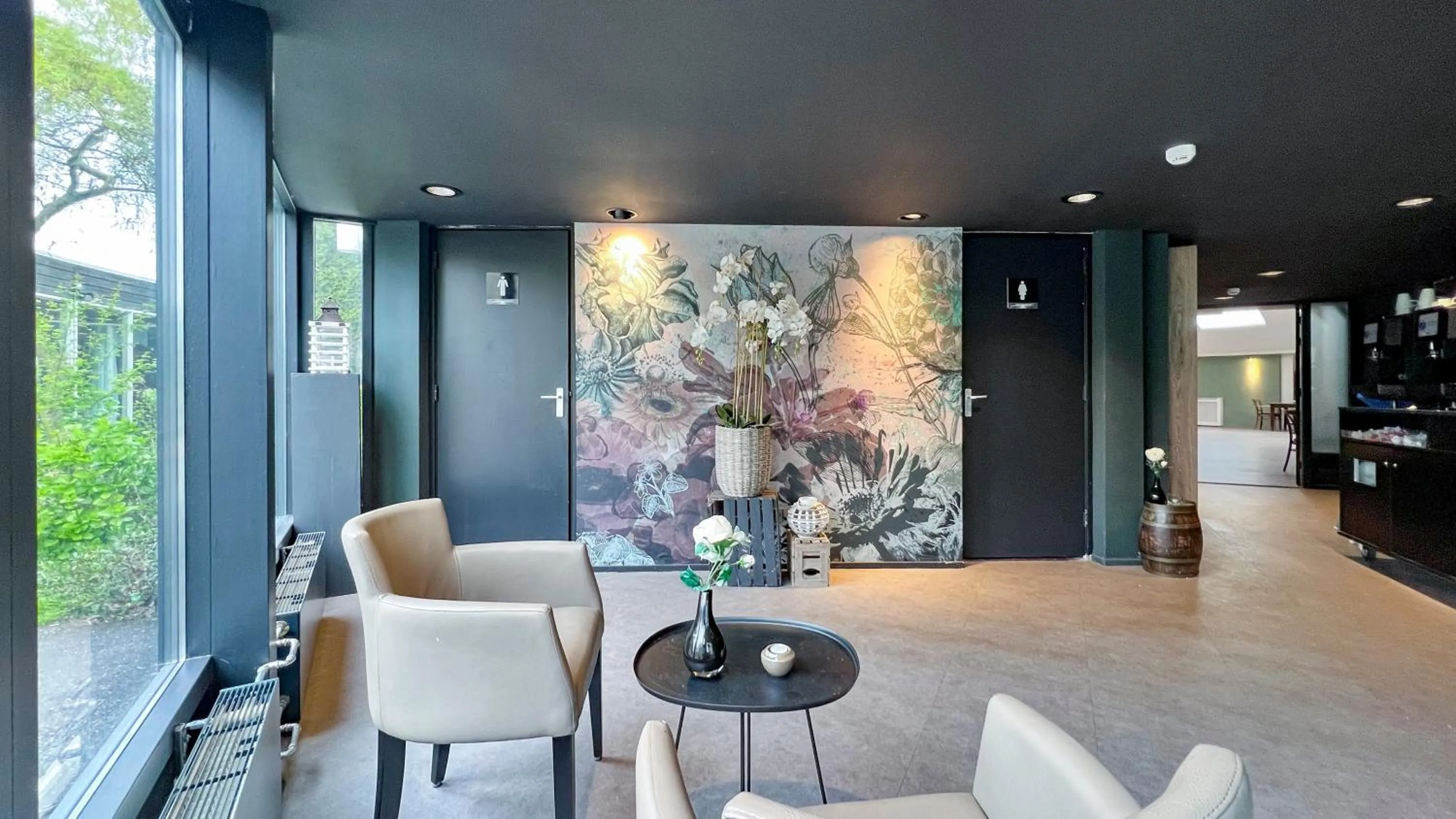 Seating area in Fletcher Hotel - Resort Spaarnwoude