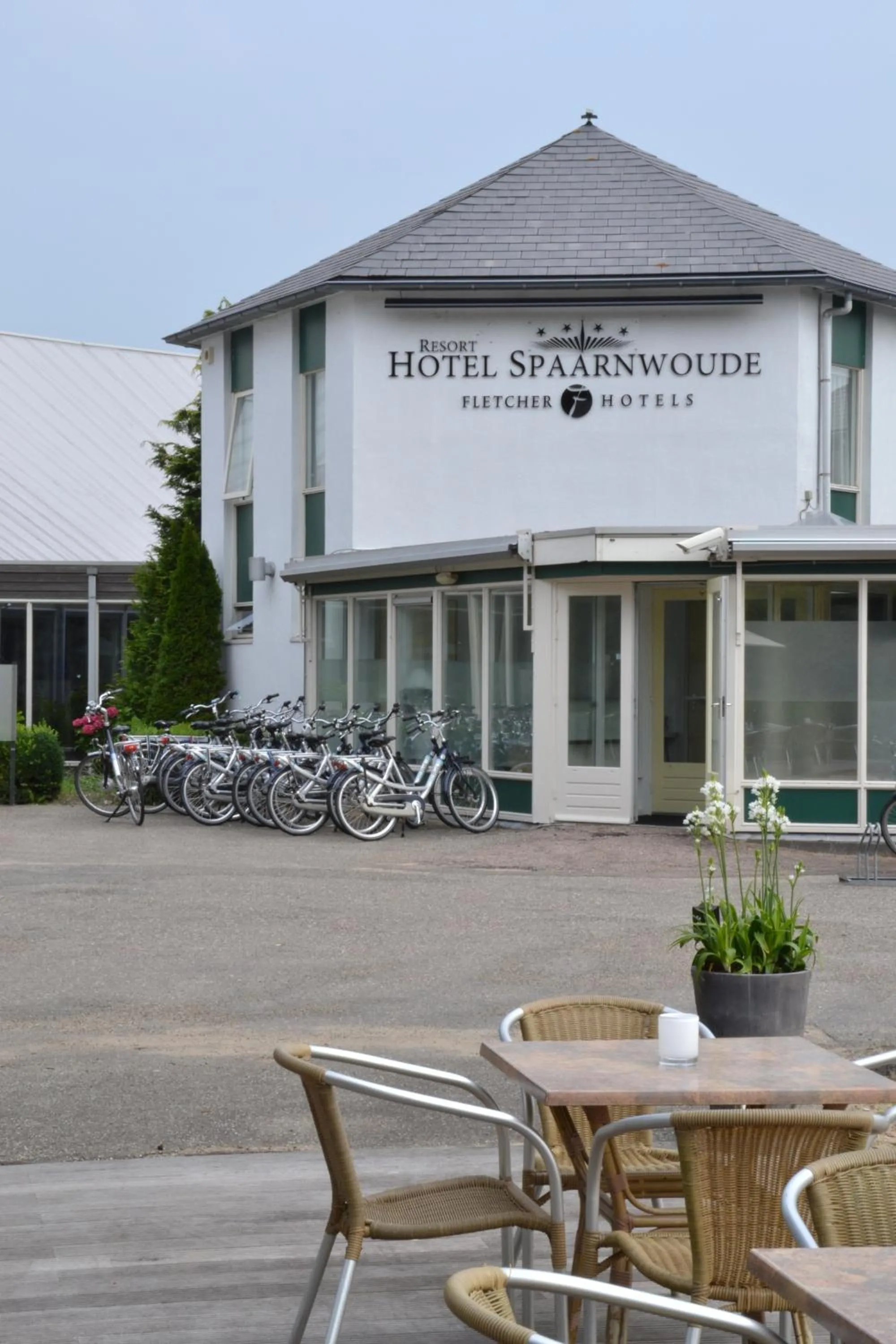 Facade/entrance in Fletcher Hotel - Resort Spaarnwoude