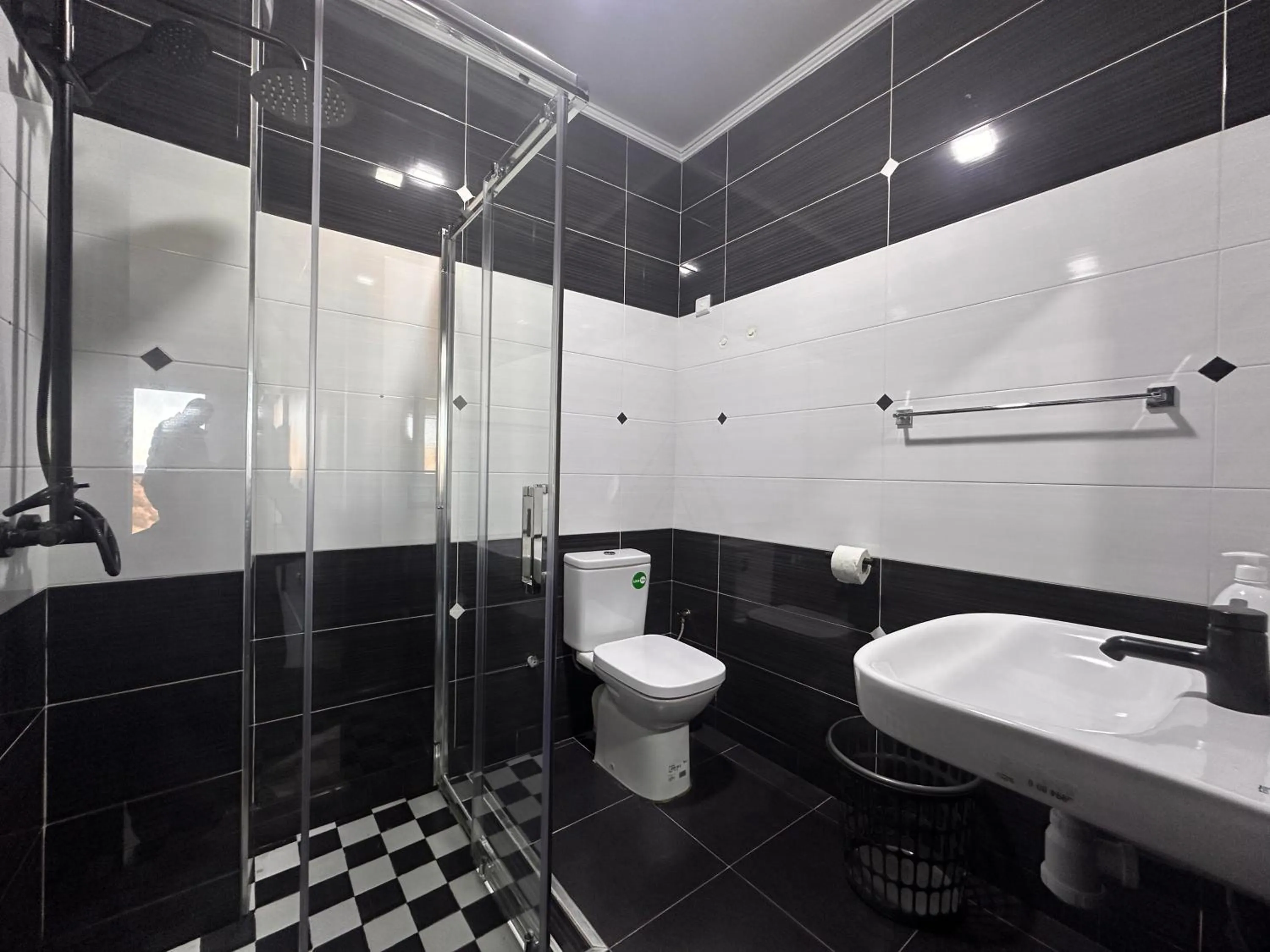 Shower in Hotel Cataleya Al-Hoceima