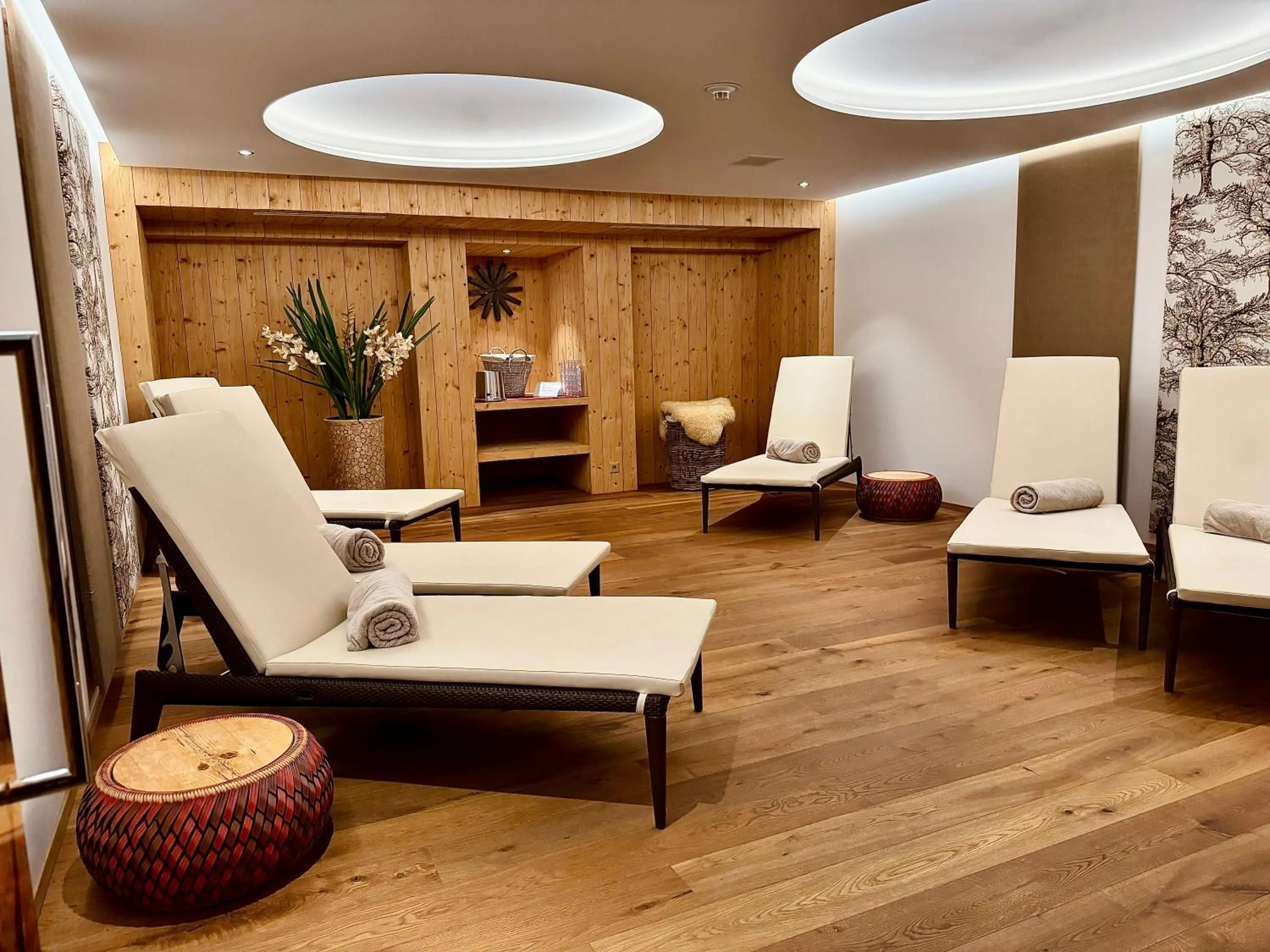 Spa and wellness centre/facilities in Seven Alpina Boutique Hotel