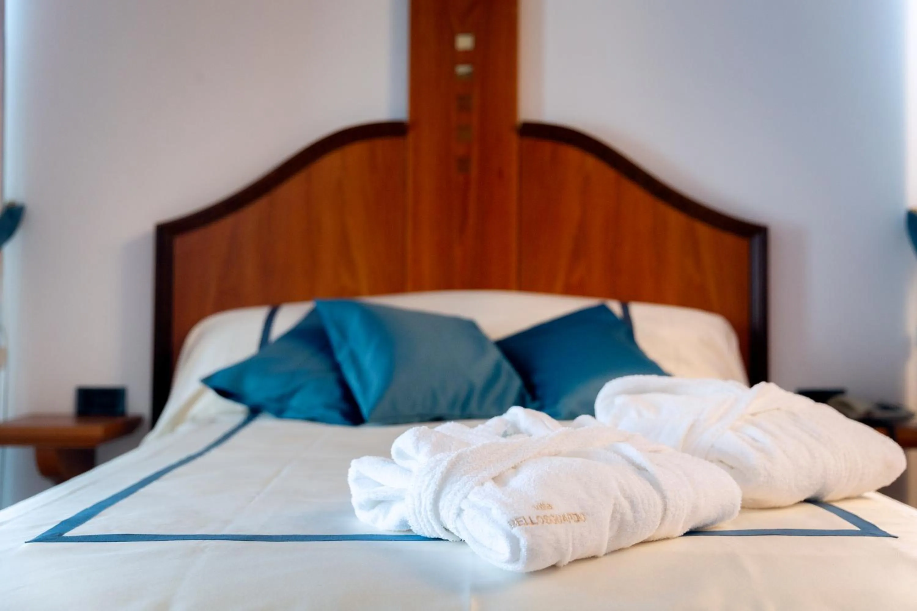 Bed in Bellosguardo Resort