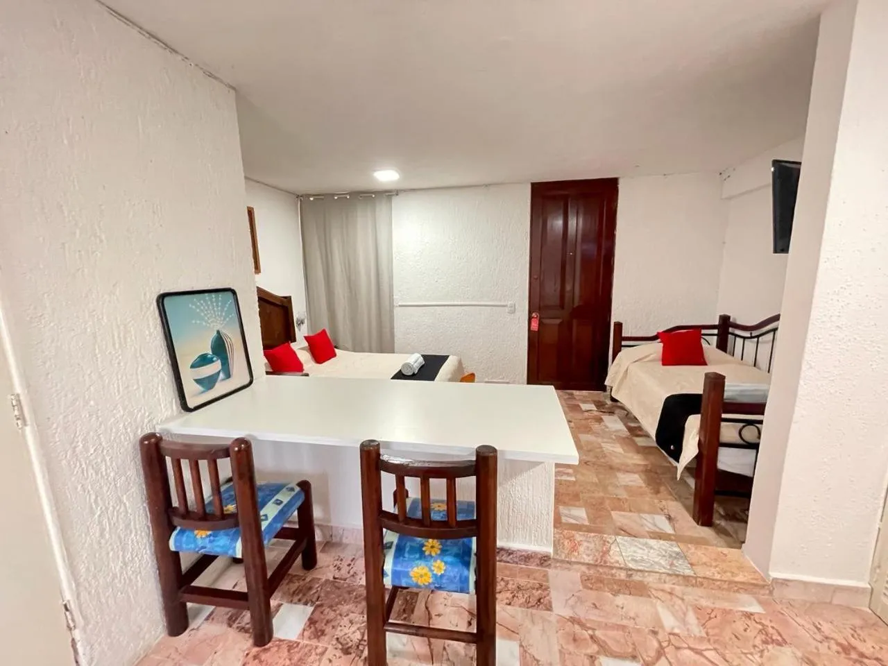 Dining area in Hotel Farallon Inn Cancún
