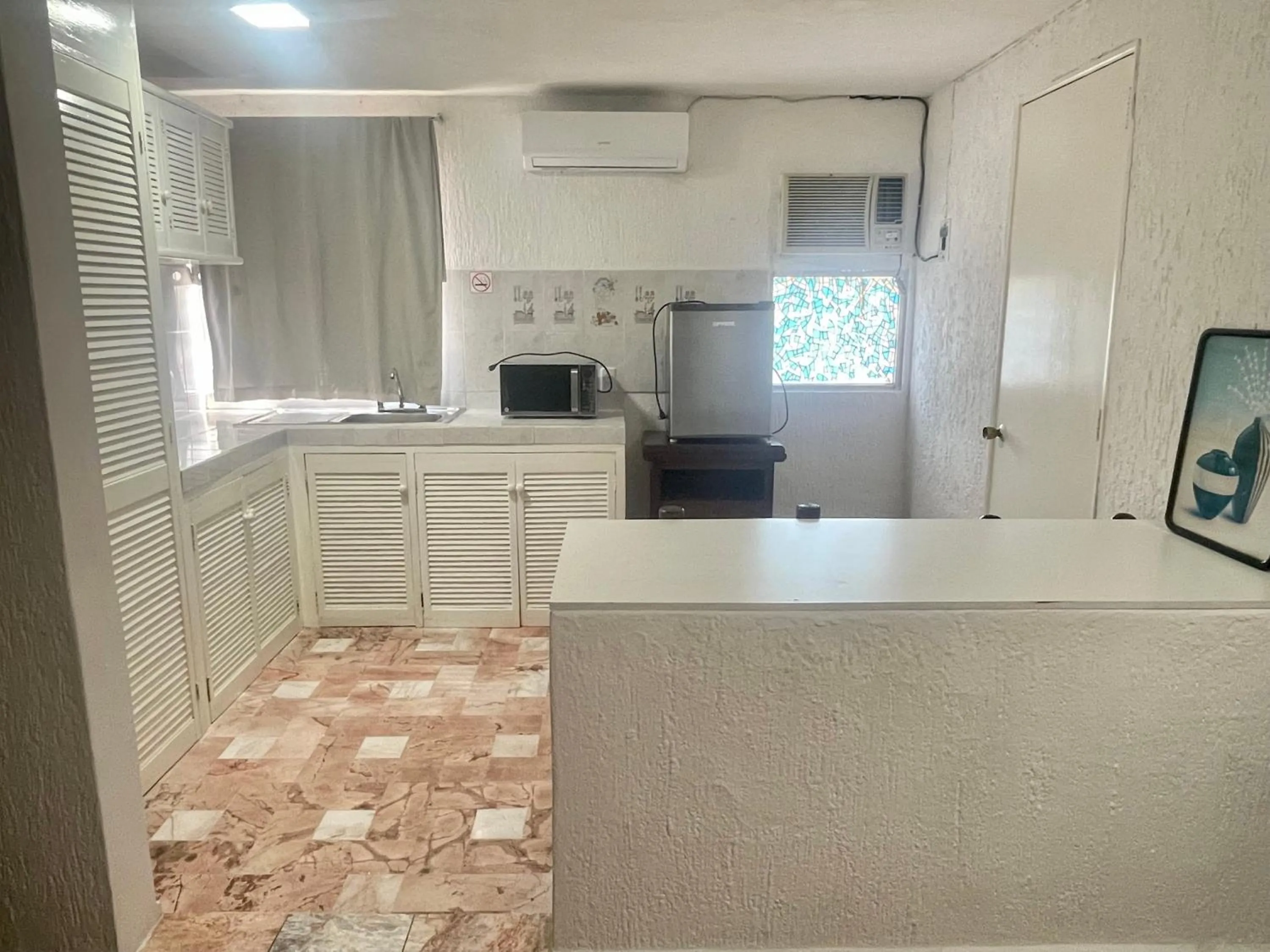 Kitchen or kitchenette in Hotel Farallon Inn Cancún