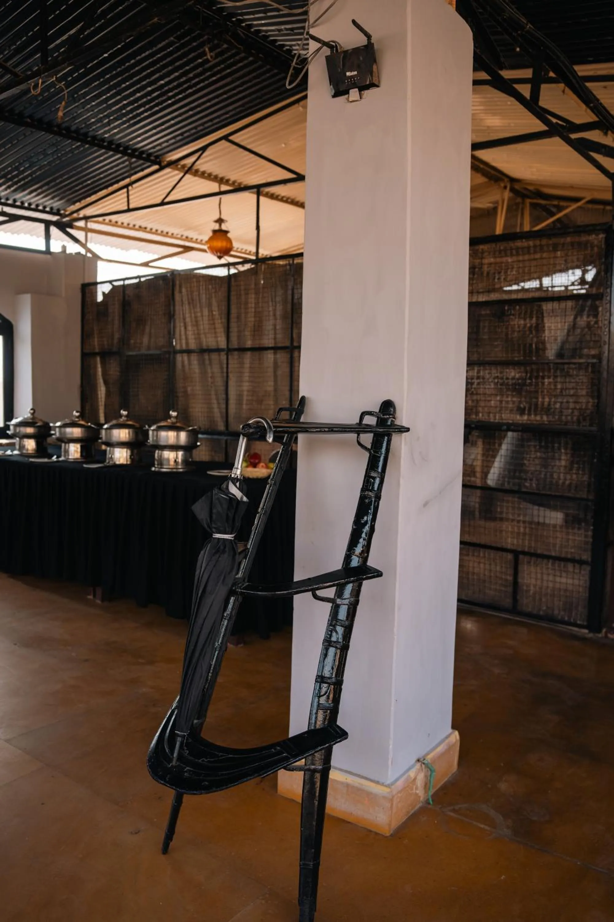 Restaurant/places to eat in The Elite Castle