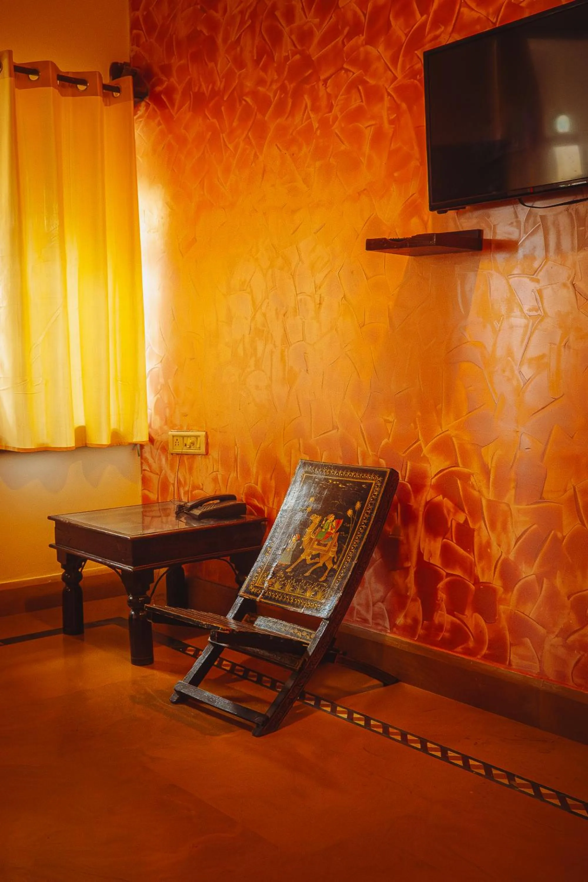 Seating area, TV/Entertainment Center in The Elite Castle