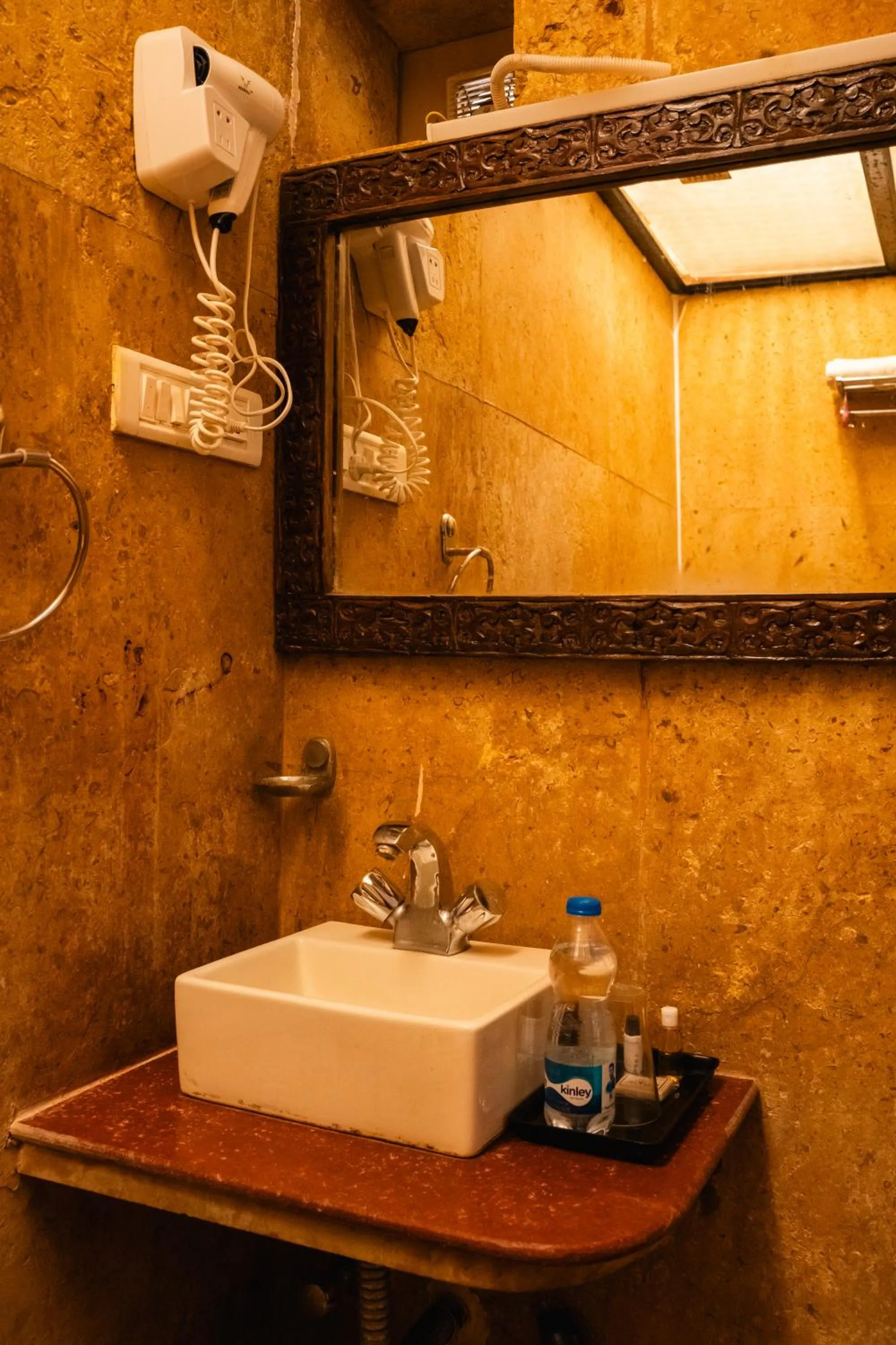 Toilet in The Elite Castle