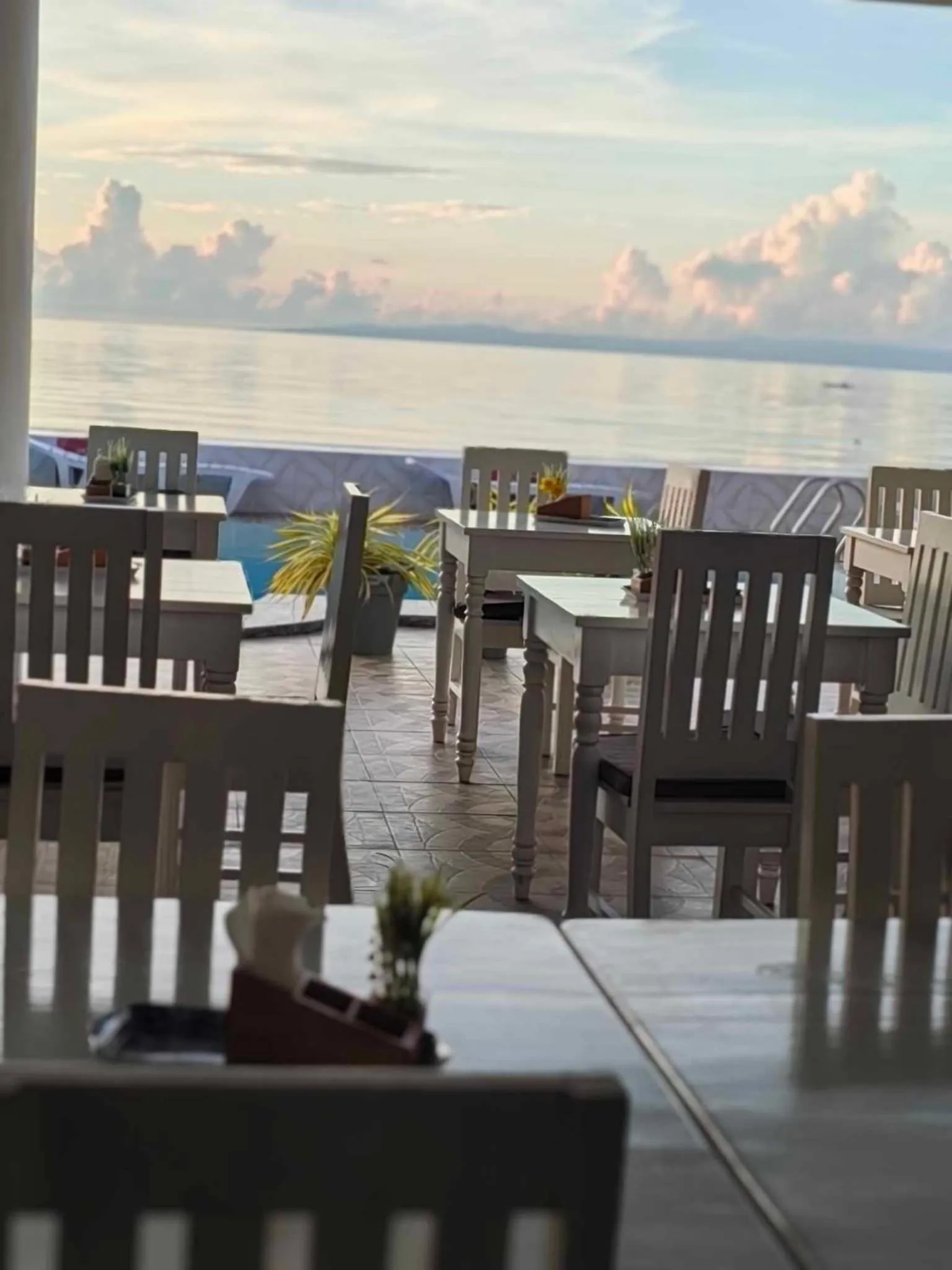 Restaurant/places to eat in Germaroze