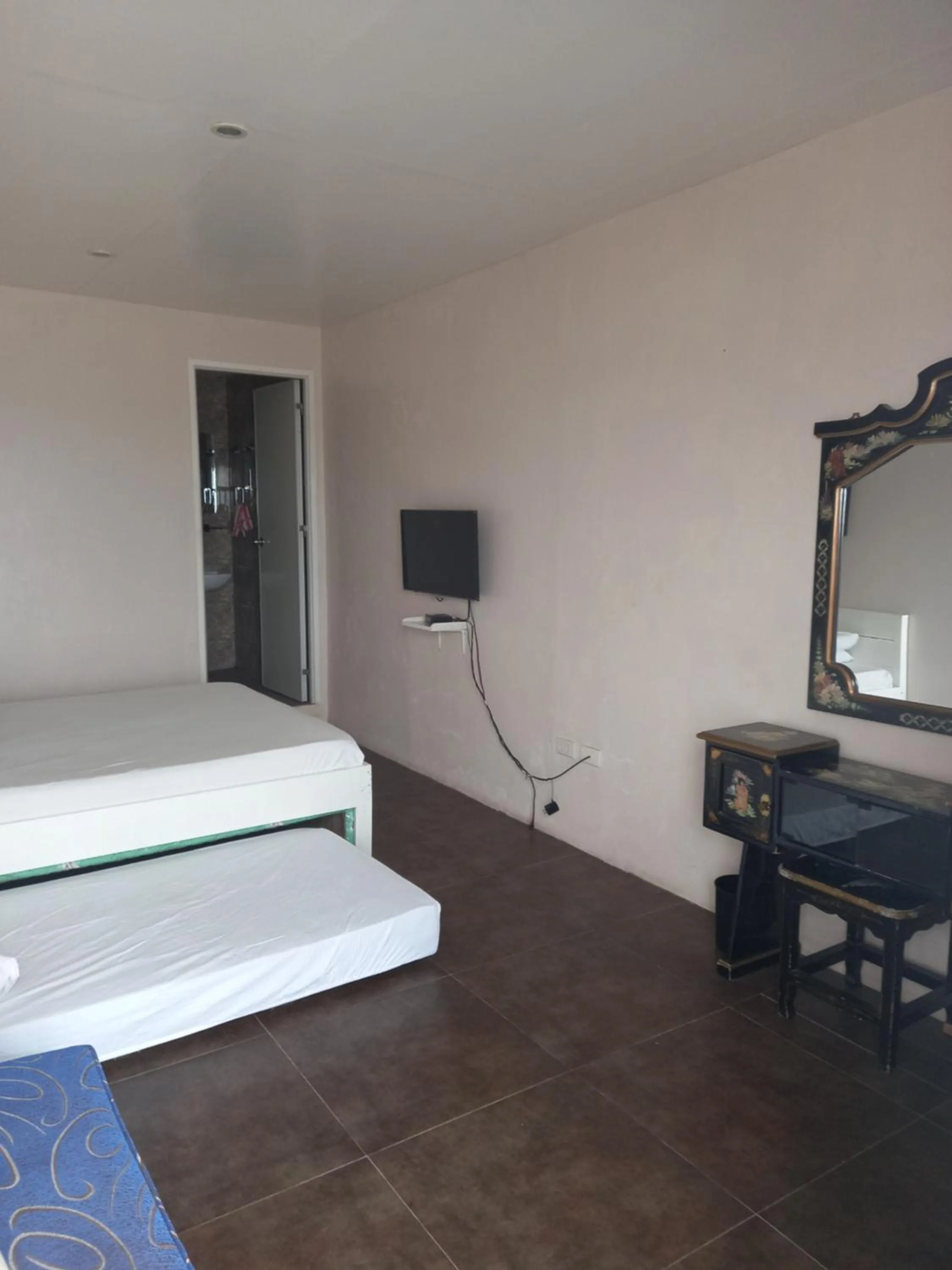 Bedroom, Bed in Germaroze