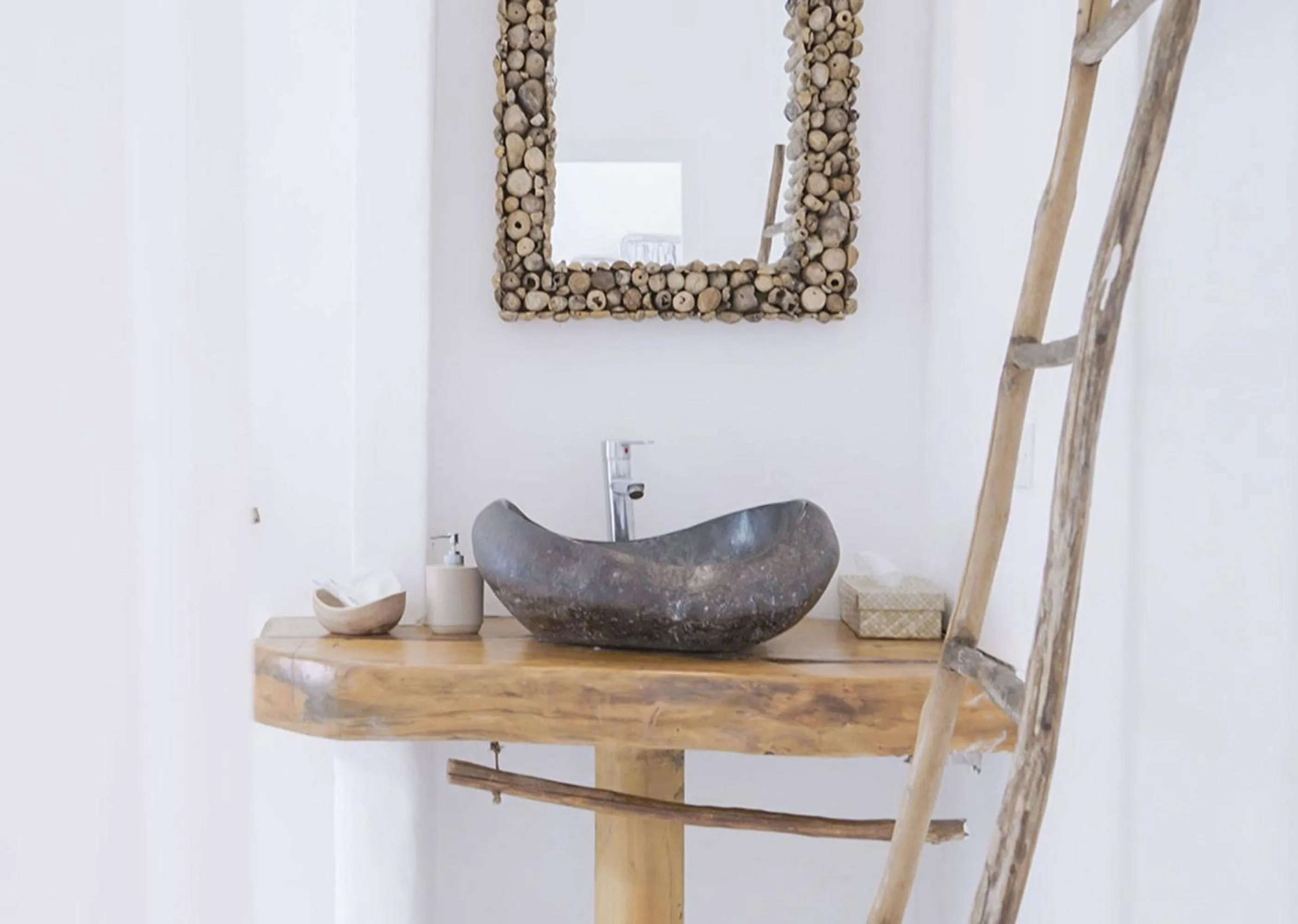 Bathroom in Sal Secret Spot