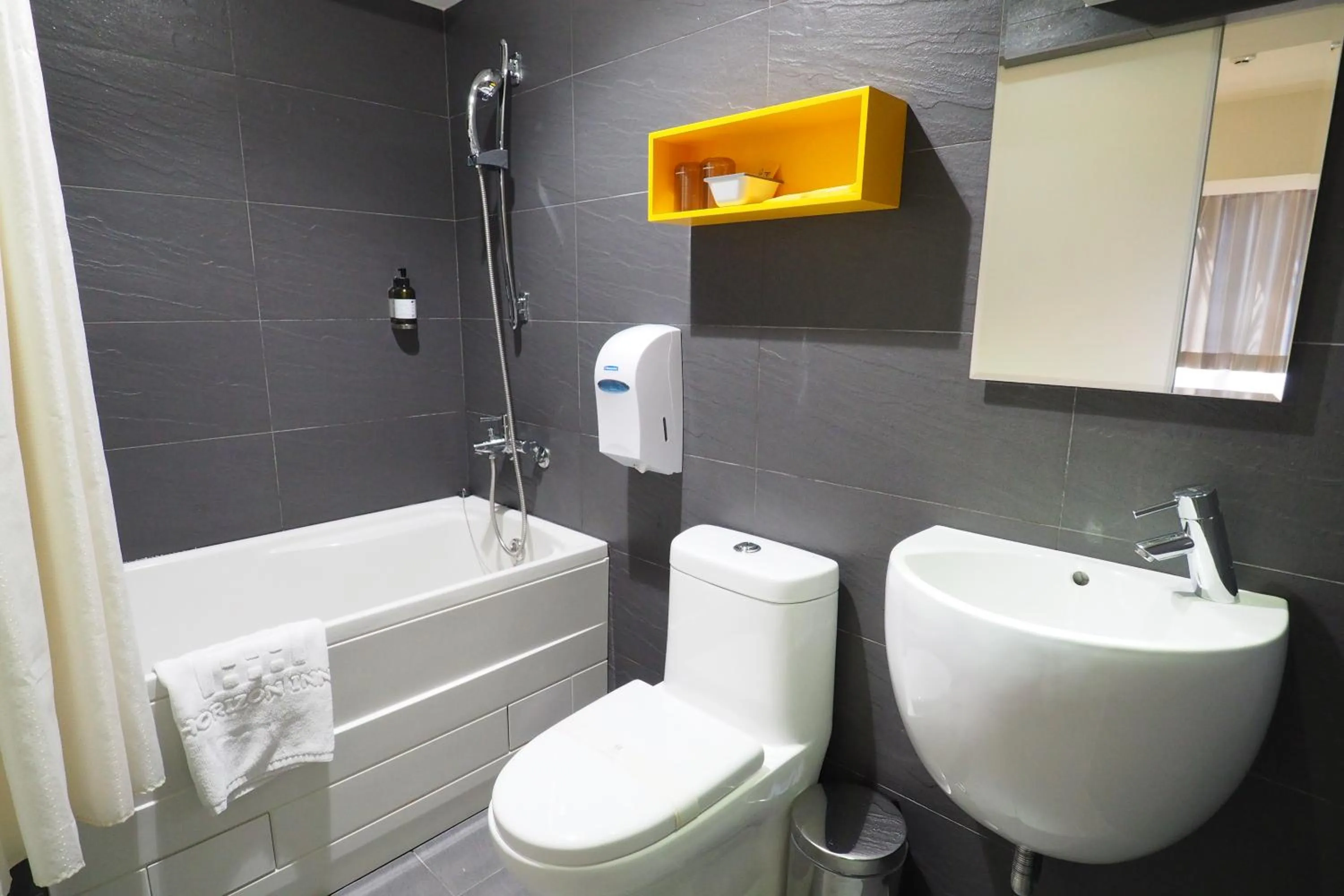 Toilet in Horizon Inn