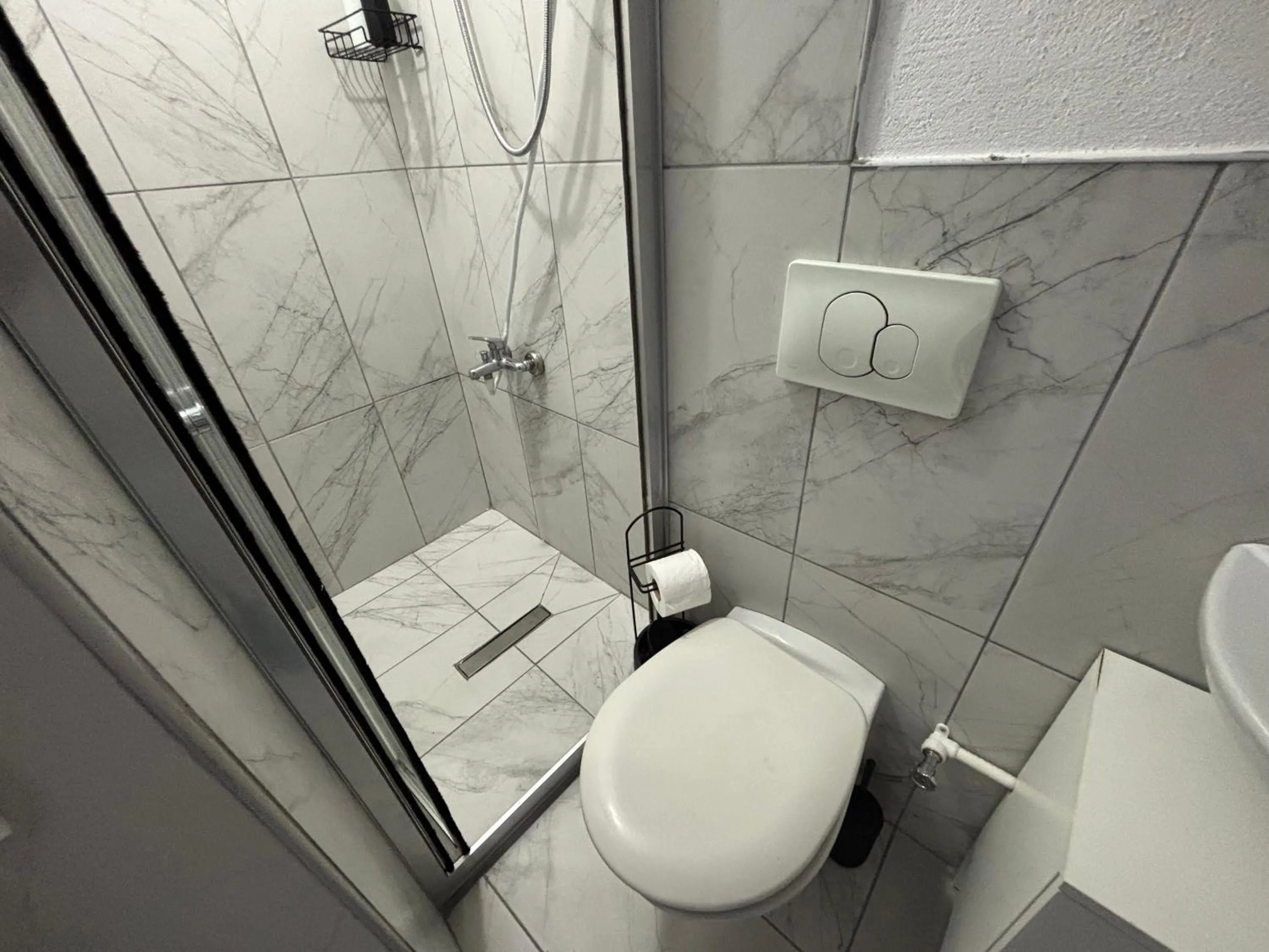 Bathroom in Istanberry - Berry Life Apartments