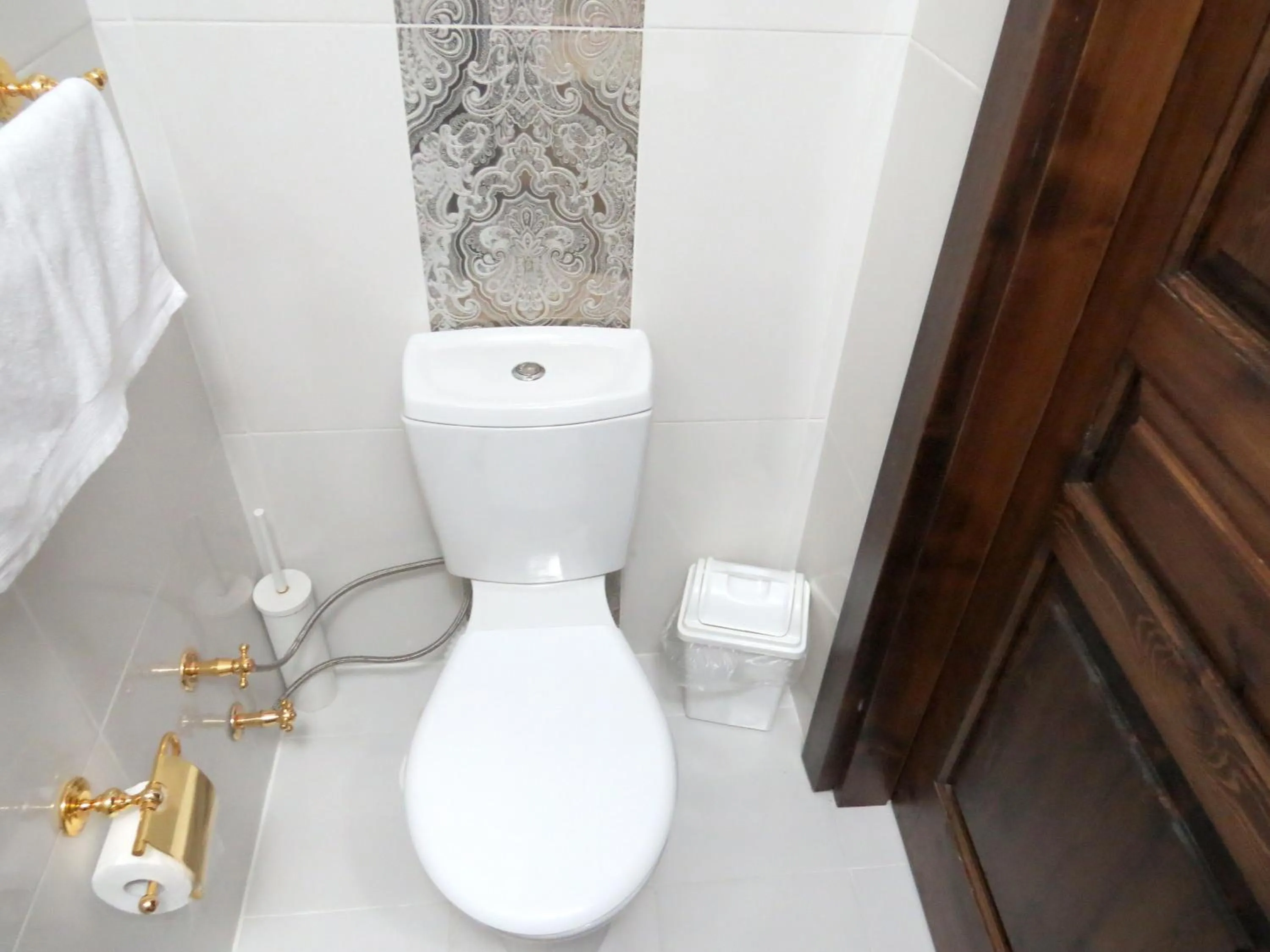 Toilet in Istanberry - Berry Life Apartments