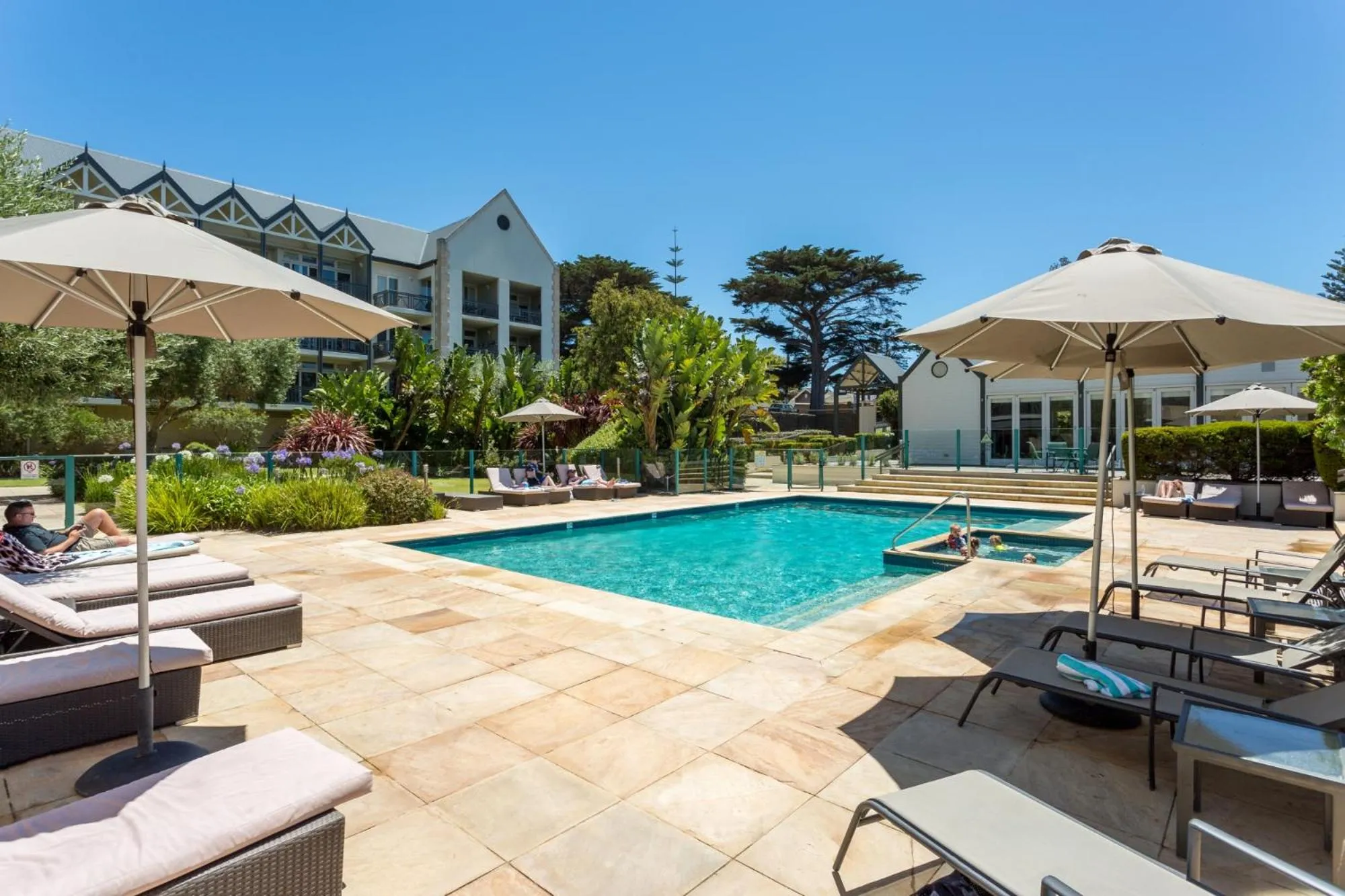 Swimming pool in Portsea Village Resort
