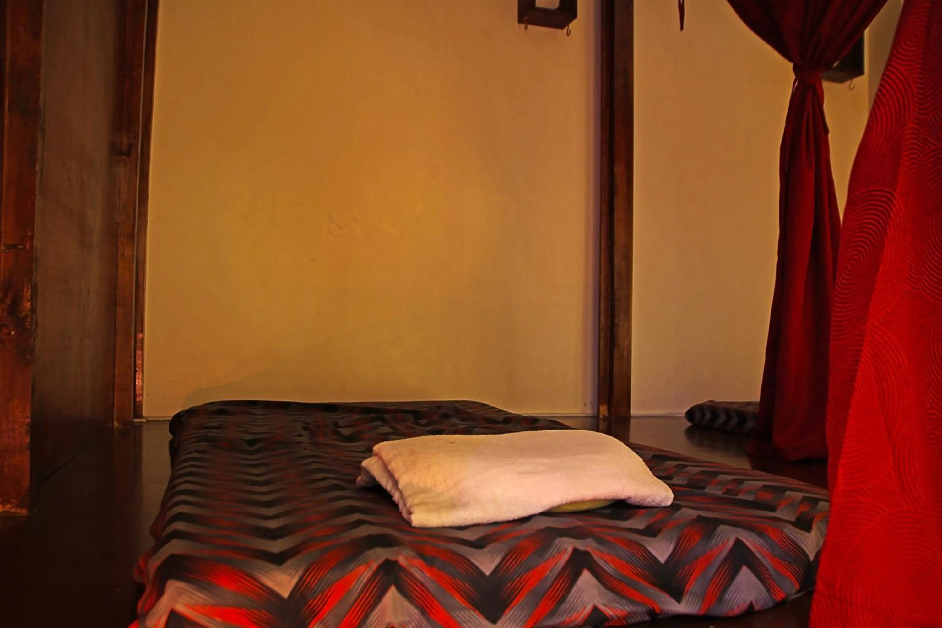 Massage, Bed in Palawan Uno Hotel