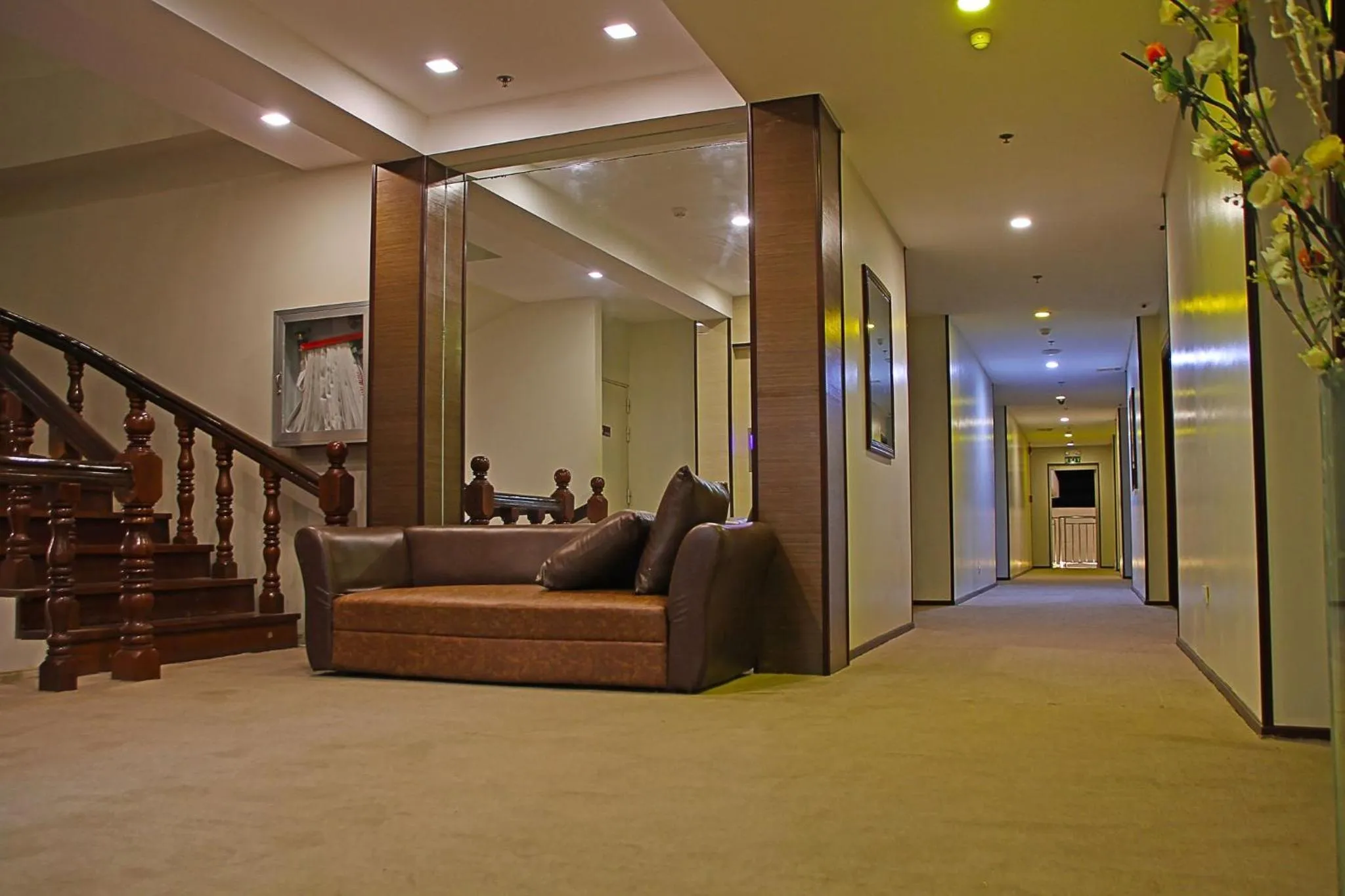 Seating area in Palawan Uno Hotel