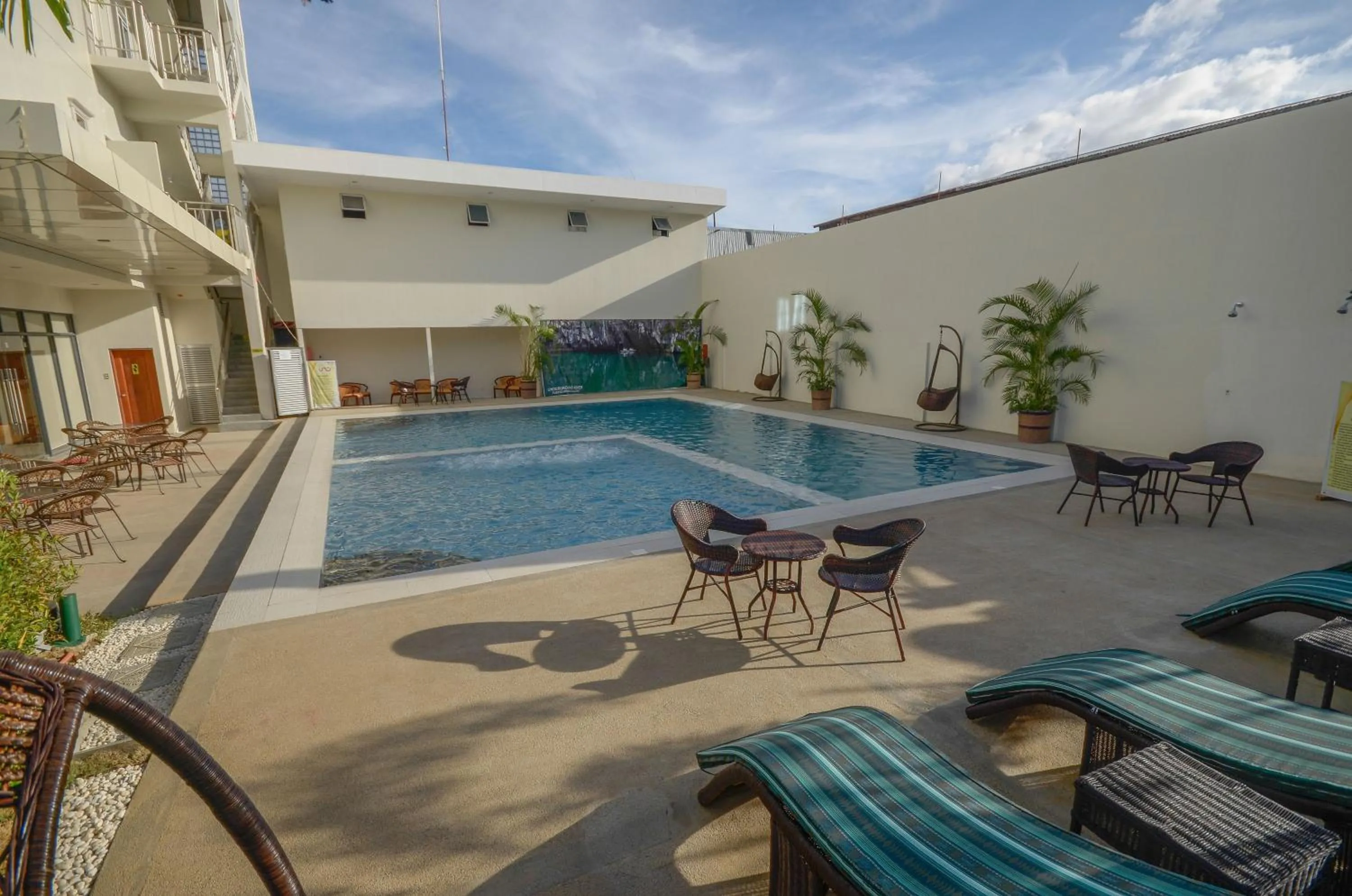  in Palawan Uno Hotel