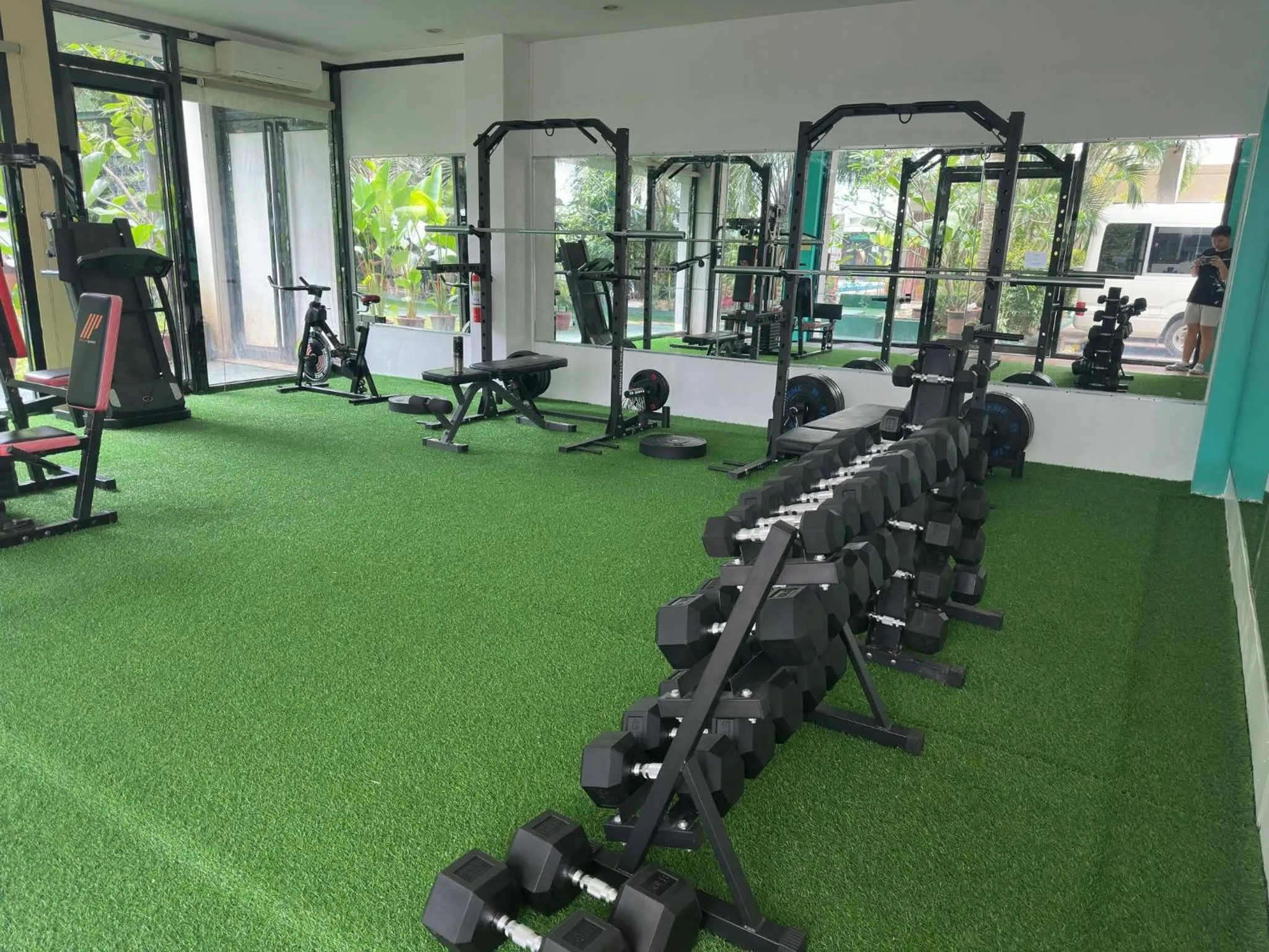Fitness centre/facilities in Palawan Uno Hotel